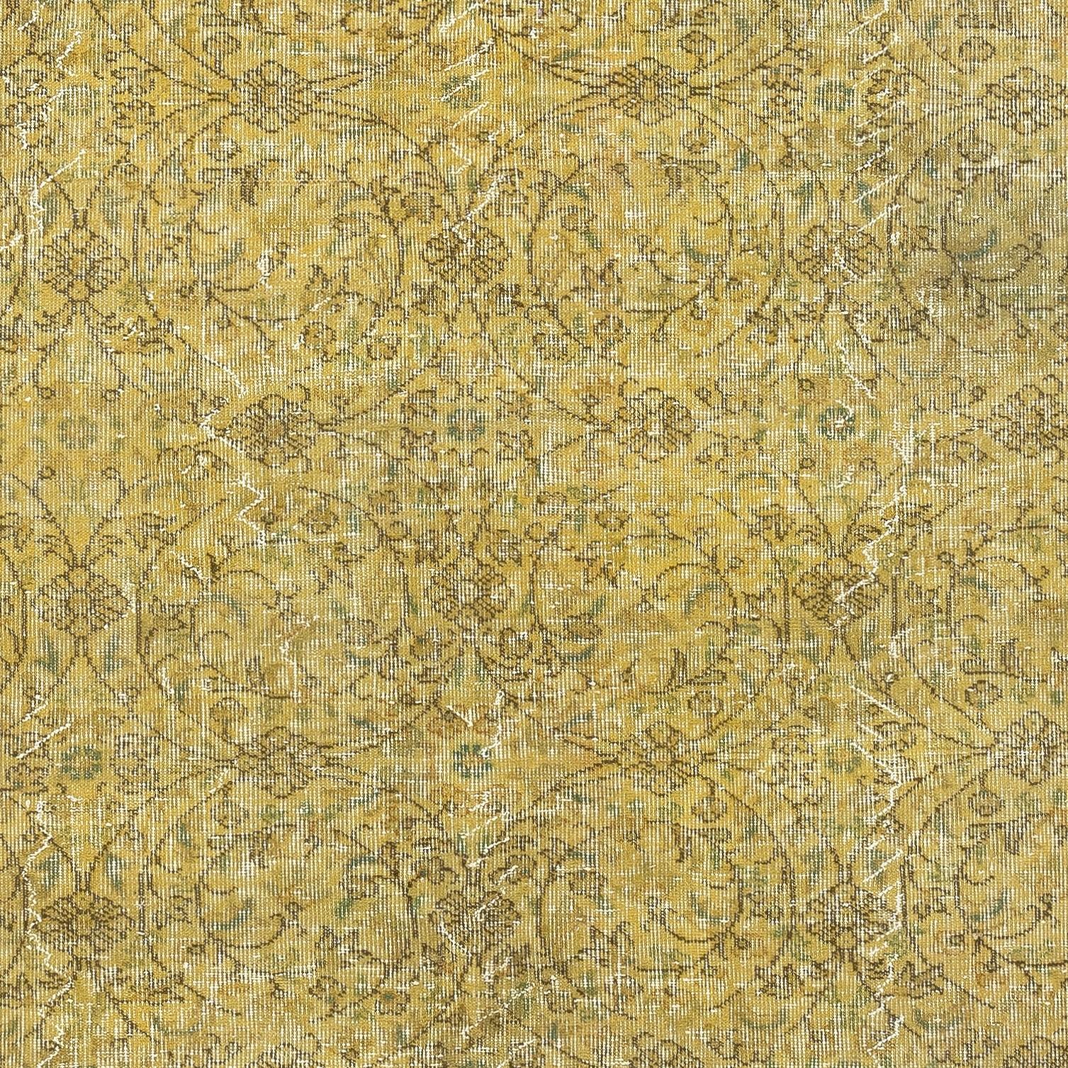 7x10.3 Ft Gelber handgefertigter Teppich mit floralem Design, Wohnzimmerteppich (Handgeknüpft) im Angebot