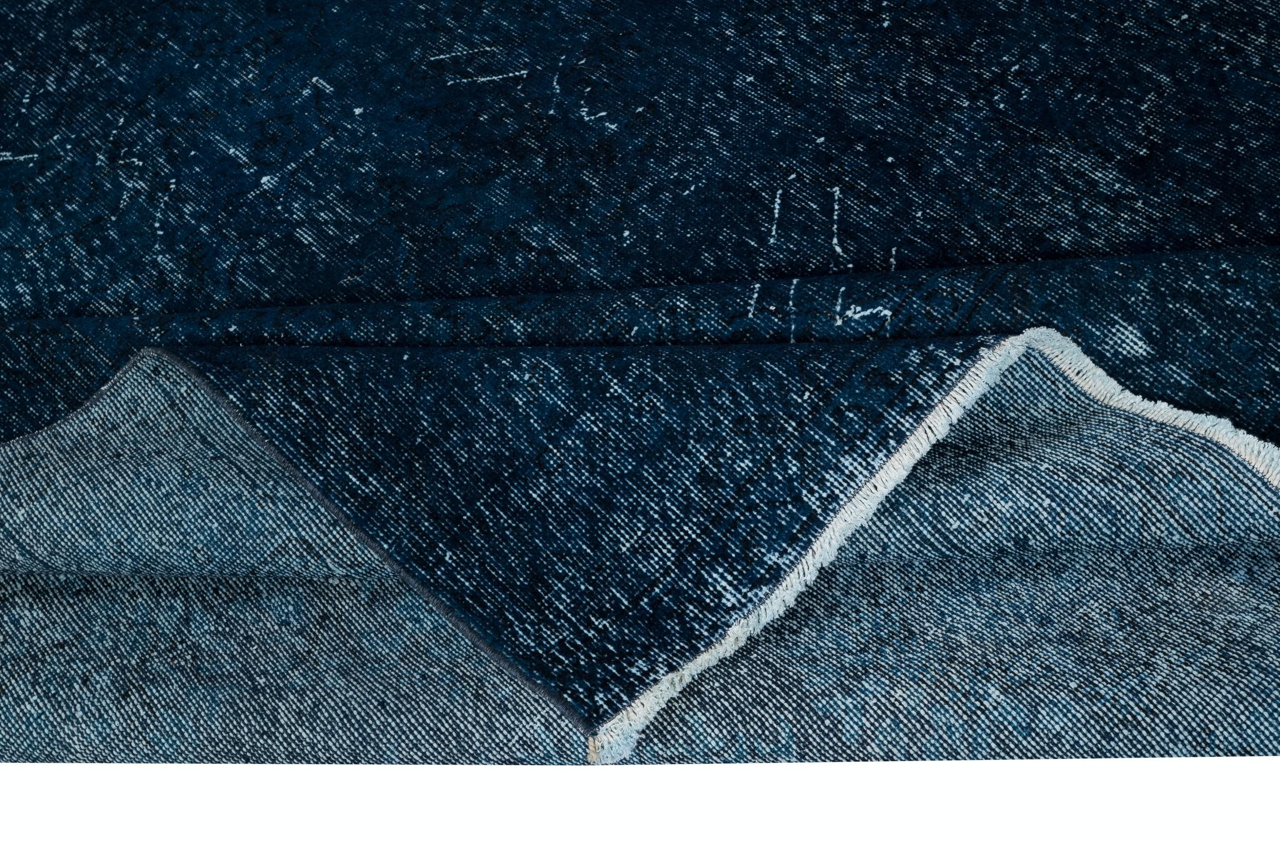 7x10.4 Ft Overdyed Wolle Marineblauer Teppich, handgefertigt in der Türkei, moderner großer Teppich (Moderne) im Angebot