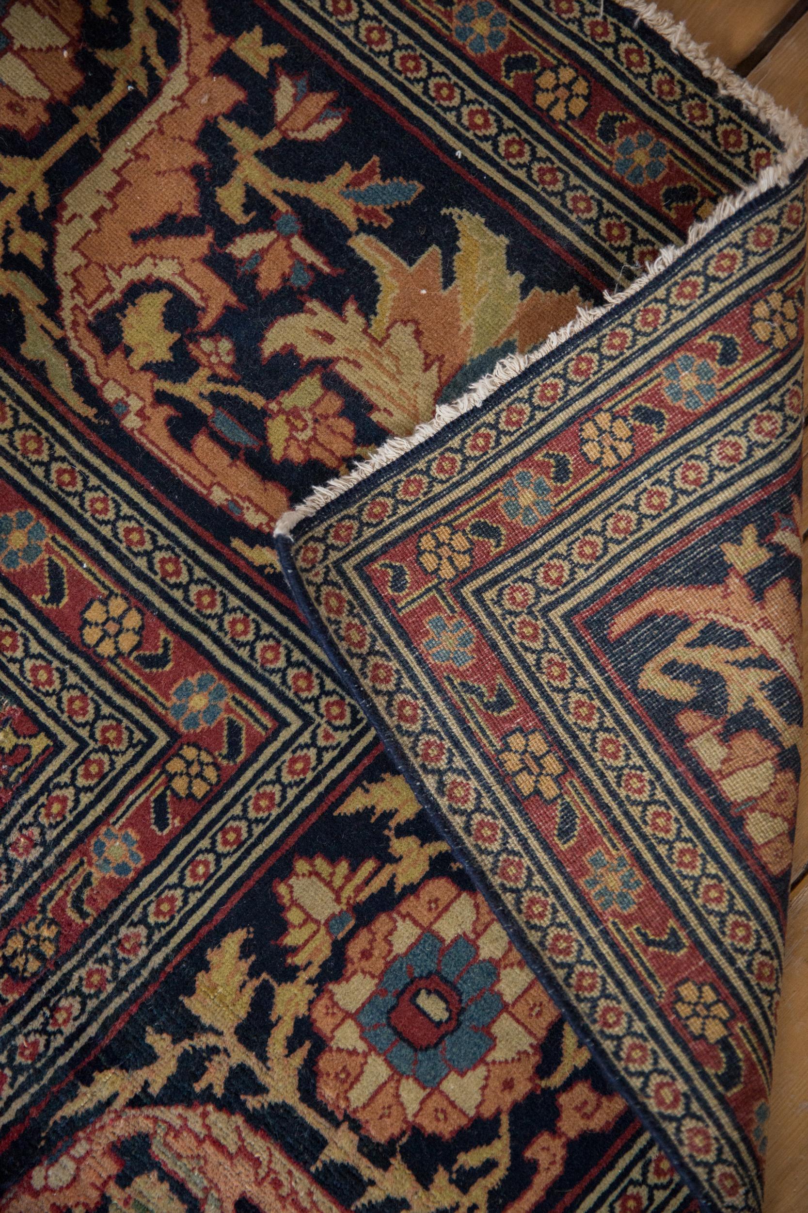 Tapis ancien de Tabriz raffin en vente 5