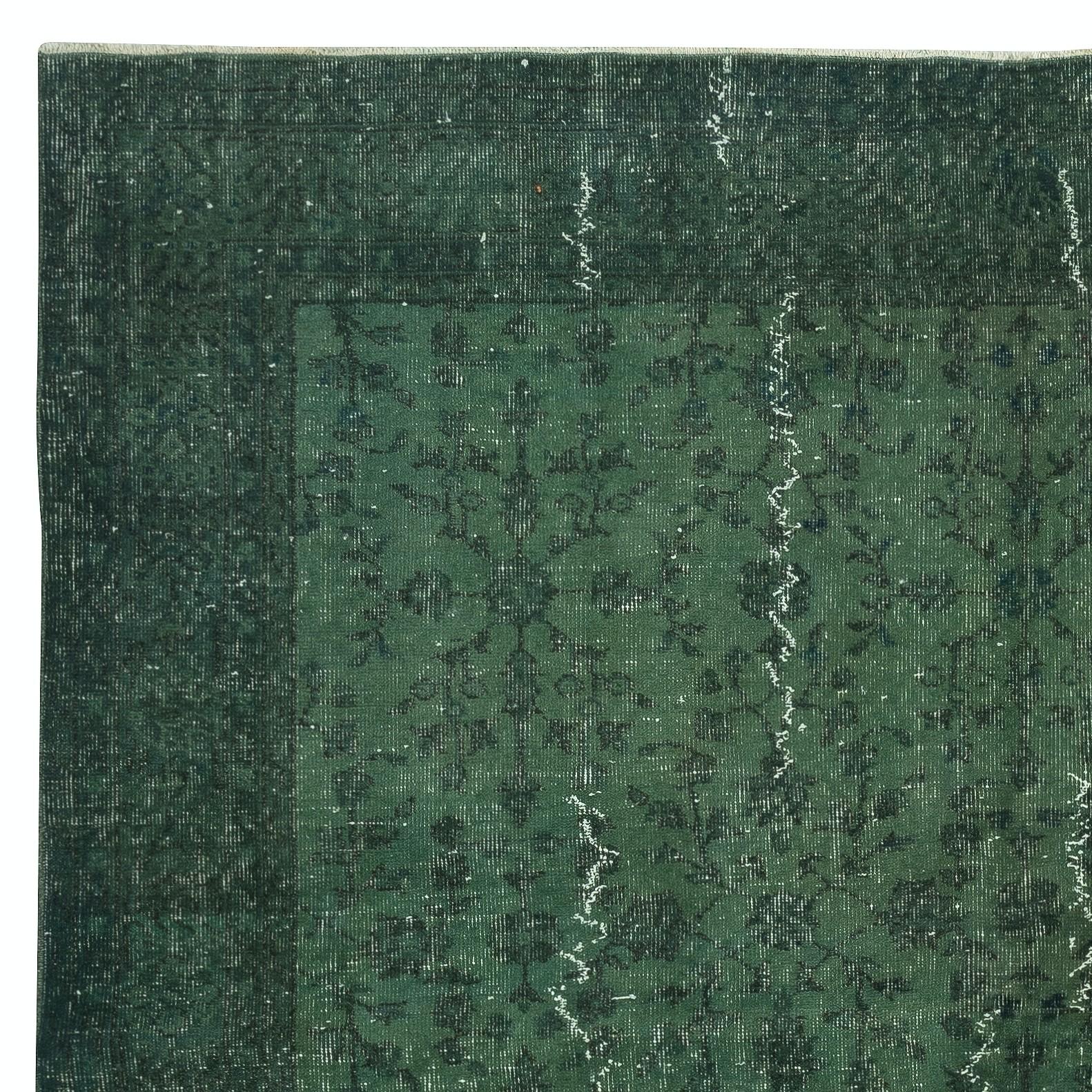 7x10,5 Ft Dunkelgrüner Wollteppich in Dunkelgrün für modernes Interieur, handgefertigt in der Türkei (Türkisch) im Angebot