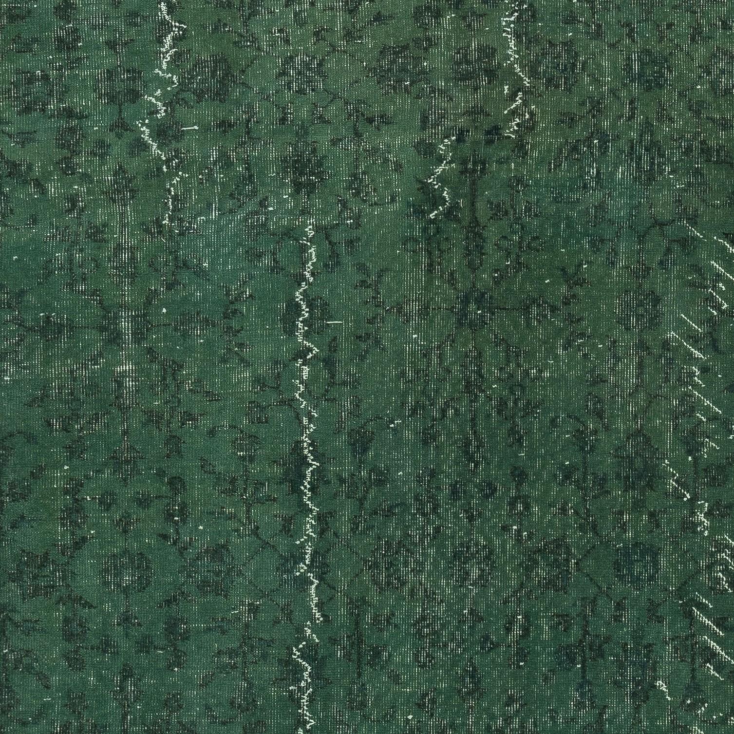 7x10,5 Ft Dunkelgrüner Wollteppich in Dunkelgrün für modernes Interieur, handgefertigt in der Türkei (Handgeknüpft) im Angebot