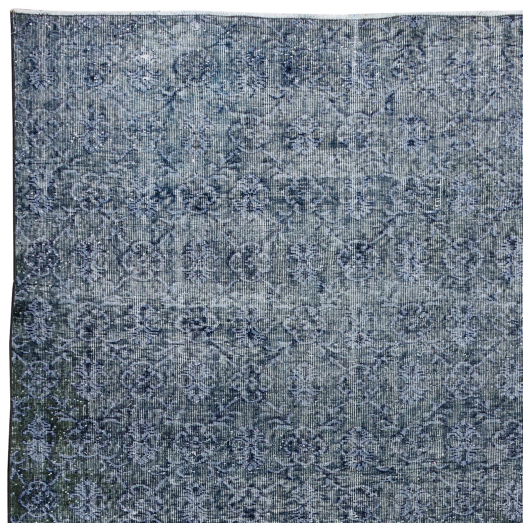 20th Century 7x10.5 Ft Handmade Turkish Wool Area Rug in Navy Blue for Modern Interiors For Sale