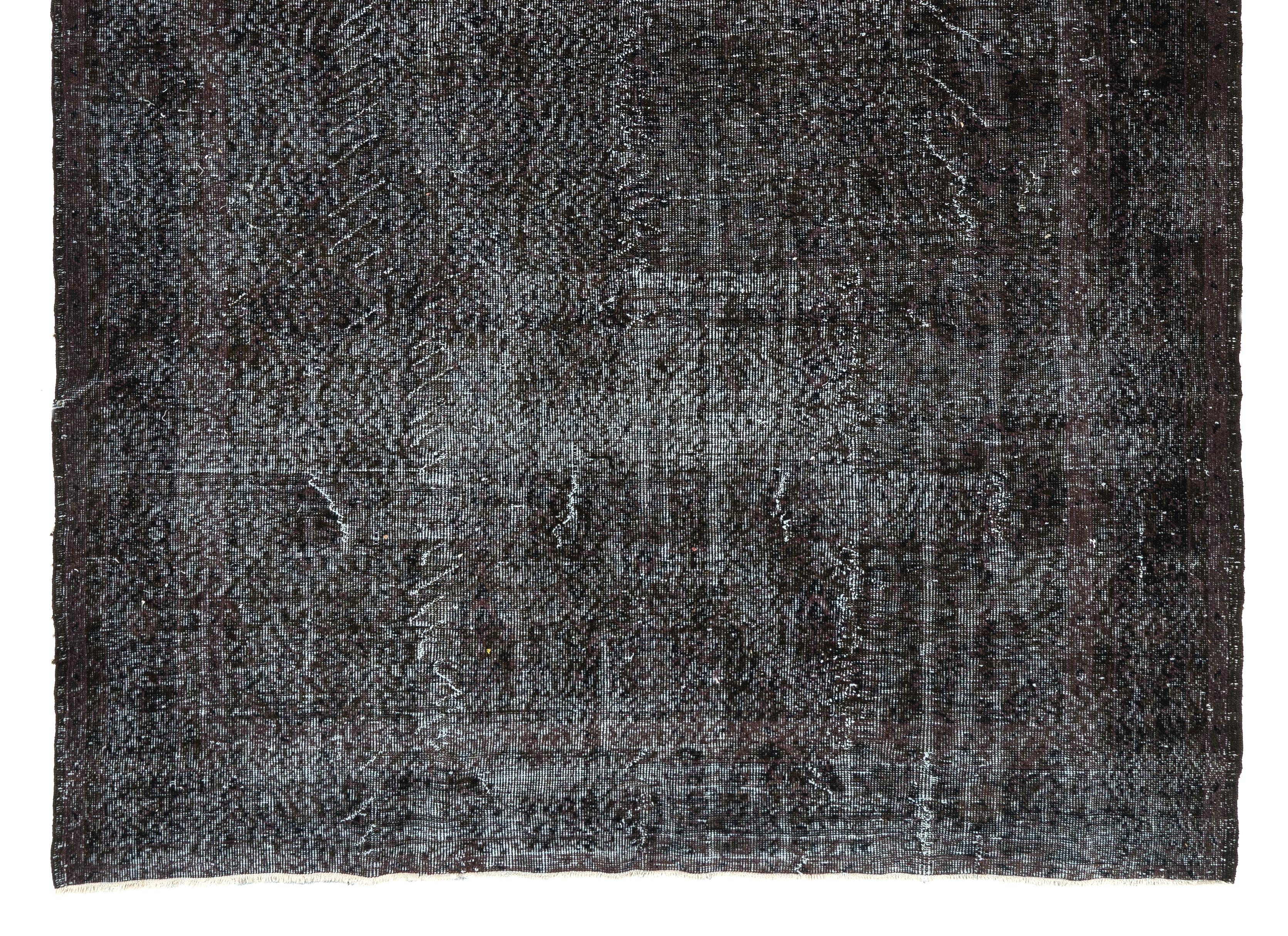 7x10.6 Ft 1950s Türkische Wolle Bereich Teppich in Solid Charcoal Gray. Handgefertigter Teppich (Moderne) im Angebot