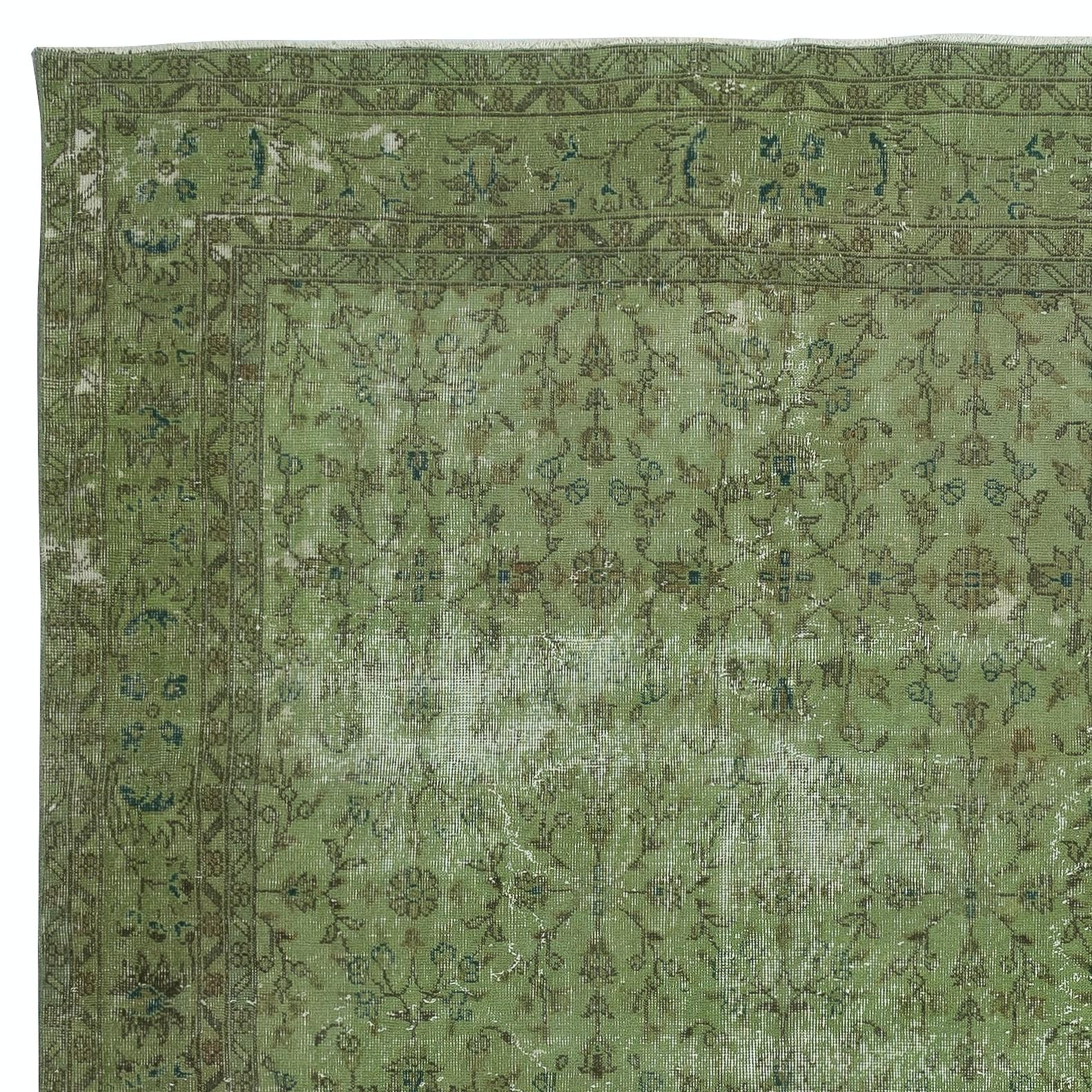 7x10.6 Ft Moderner handgefertigter, geblümt gemusterter, großer türkischer, großer Teppich in grüner Farbe, modern (Handgeknüpft) im Angebot
