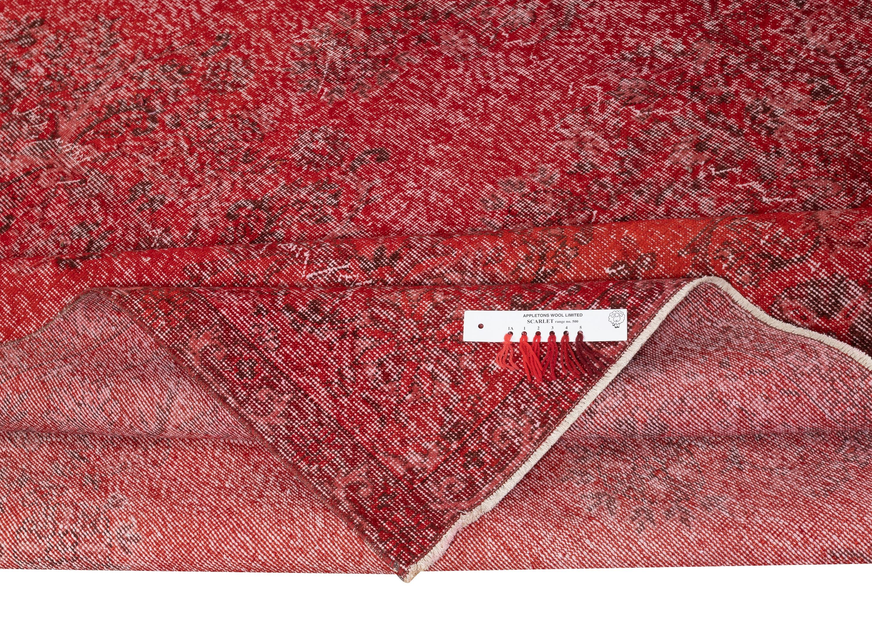 7x10.6 Ft Rot überfärbter Vintage Teppich, handgeknüpft in der Türkei für moderne Interieurs (Moderne) im Angebot