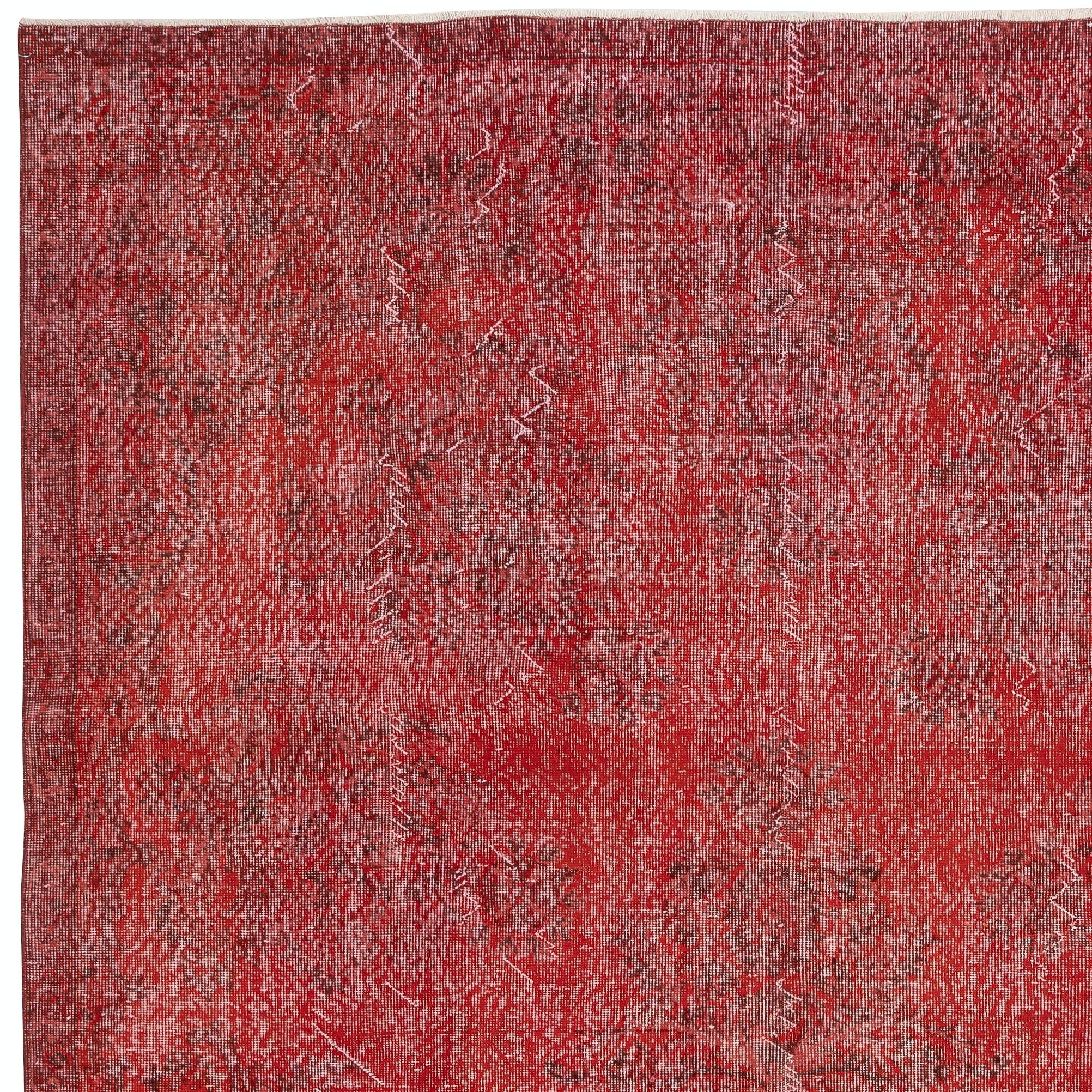 7x10.6 Ft Rot überfärbter Vintage Teppich, handgeknüpft in der Türkei für moderne Interieurs (Handgeknüpft) im Angebot