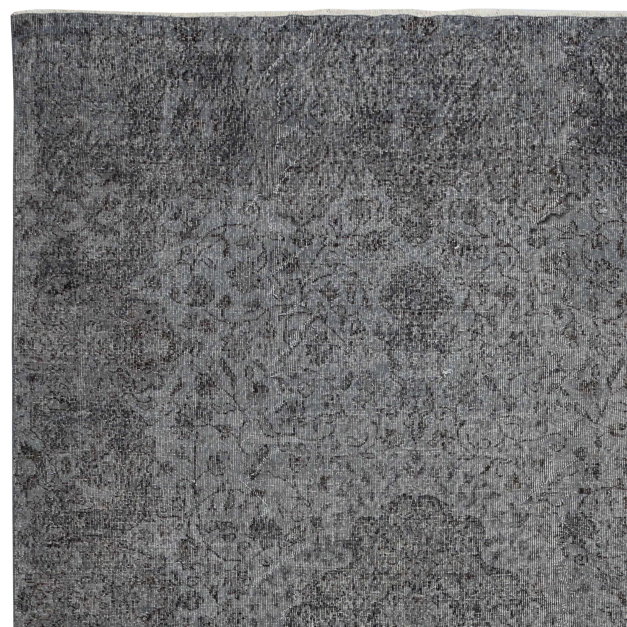 7x10.8 Ft Handgefertigter Türkischer Wollteppich. Vintage Overdyed Gray Teppich für modernes Zuhause im Zustand „Gut“ im Angebot in Spring Valley, NY