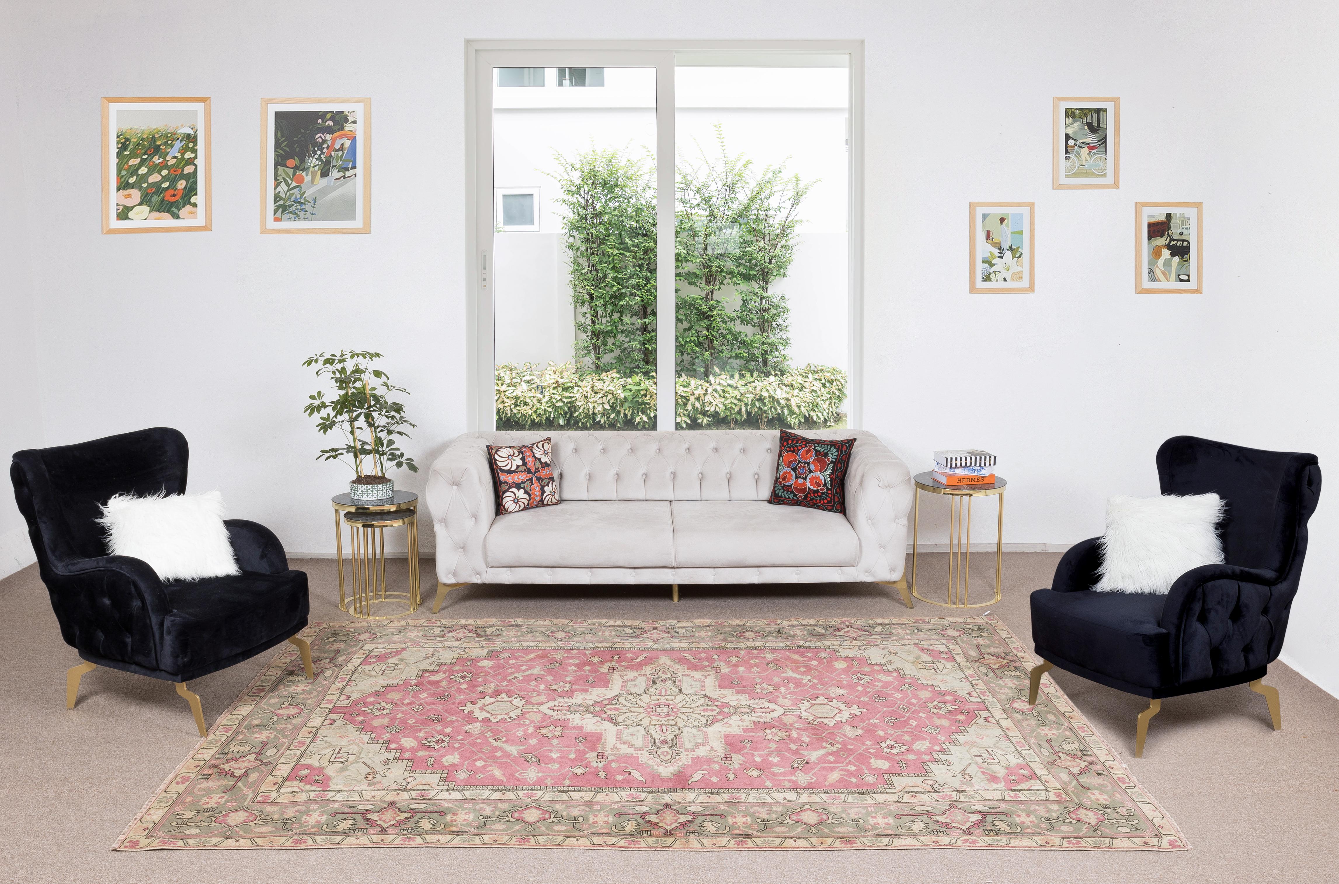 A hand-knotted contemporary Turkish rug.

This modern rug has even medium wool pile on wool foundation.

It is made of premium hand-spun sheep and natural dyes, ie. plant based non chemical dyes making it sought after, rare and special. 

The colors