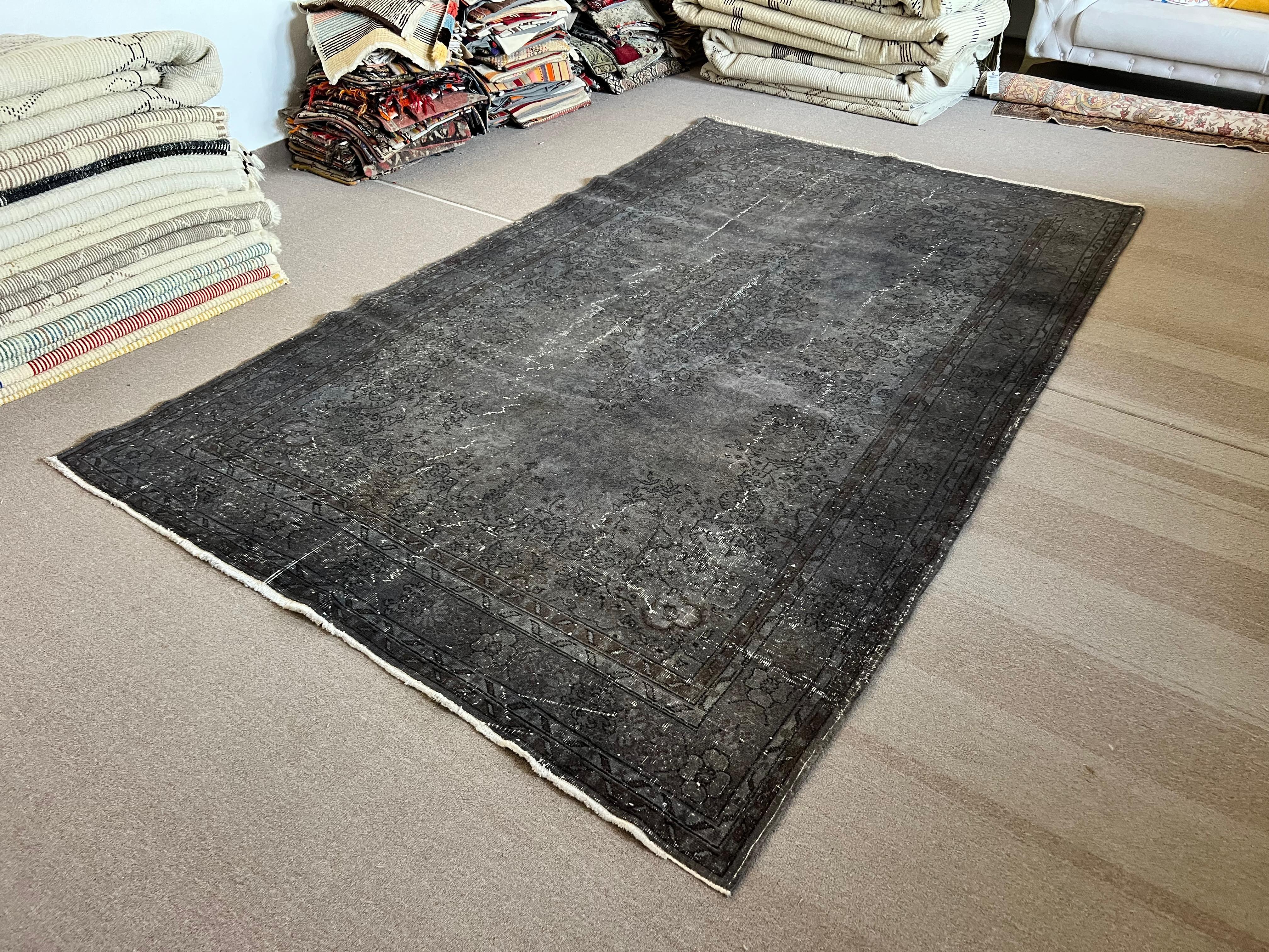 Cotone Tappeto di lana turca 7x11 Ft fatto a mano in grigio e marrone. Tappeto moderno riciclato in vendita