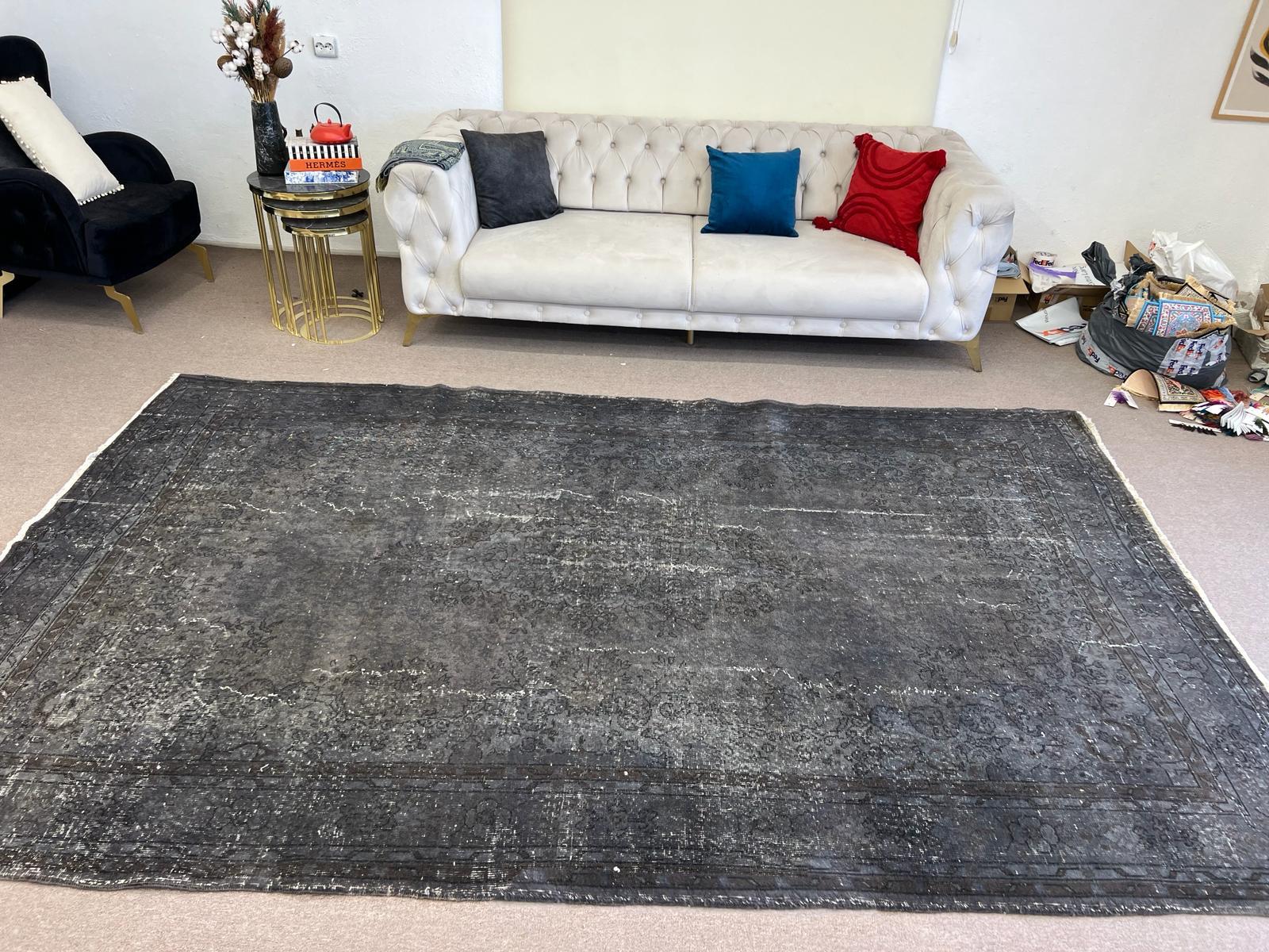 7x11 Ft Handmade Turkish Wool Area Rug in Gray and Brown. Modern Upcycled Carpet For Sale 4