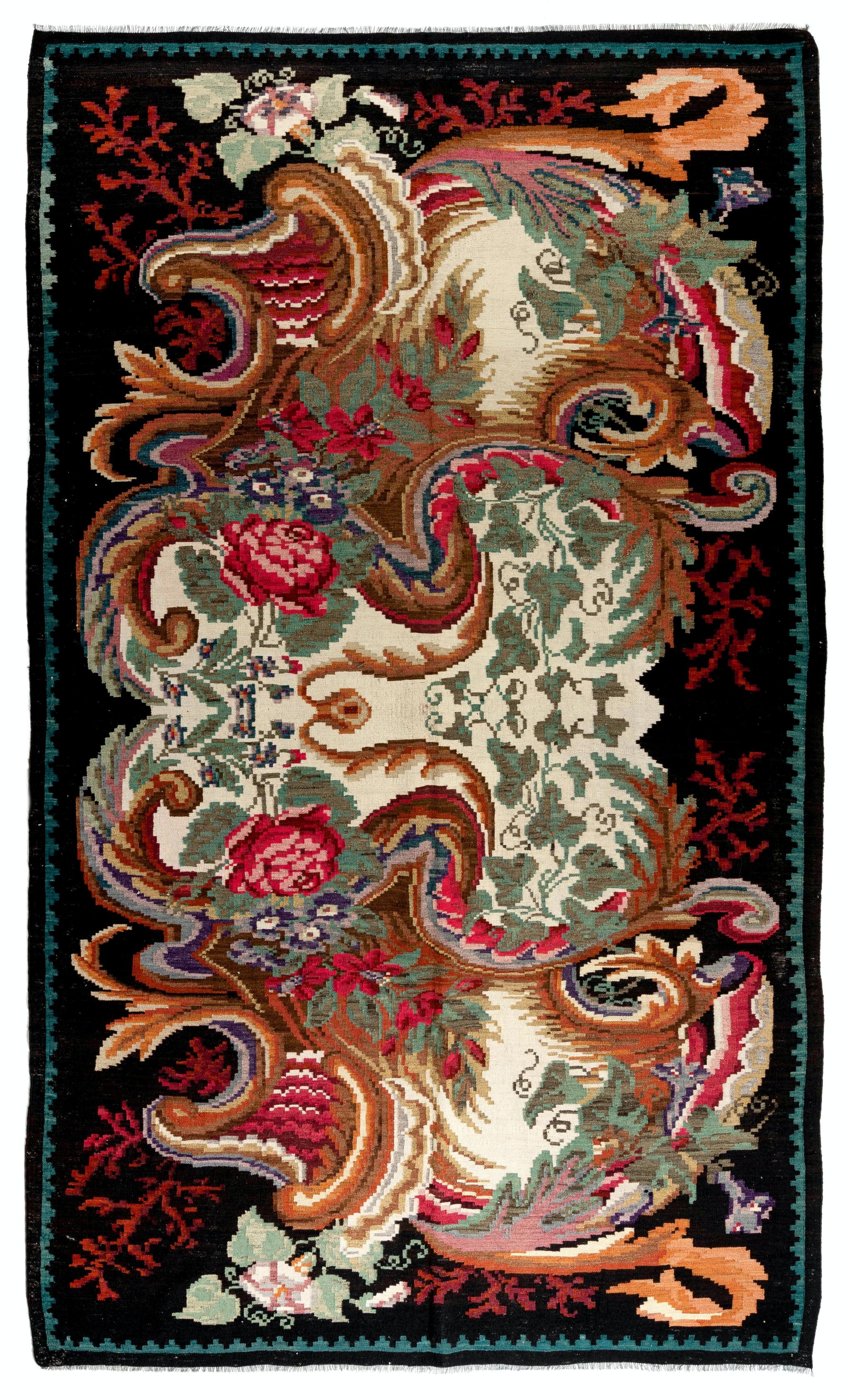 7x11,5 Ft. Böhmischer Kelim-Teppich im Stil der 1970er Jahre, handgewebt mit Blumenmuster aus Moldawien (Handgewebt) im Angebot