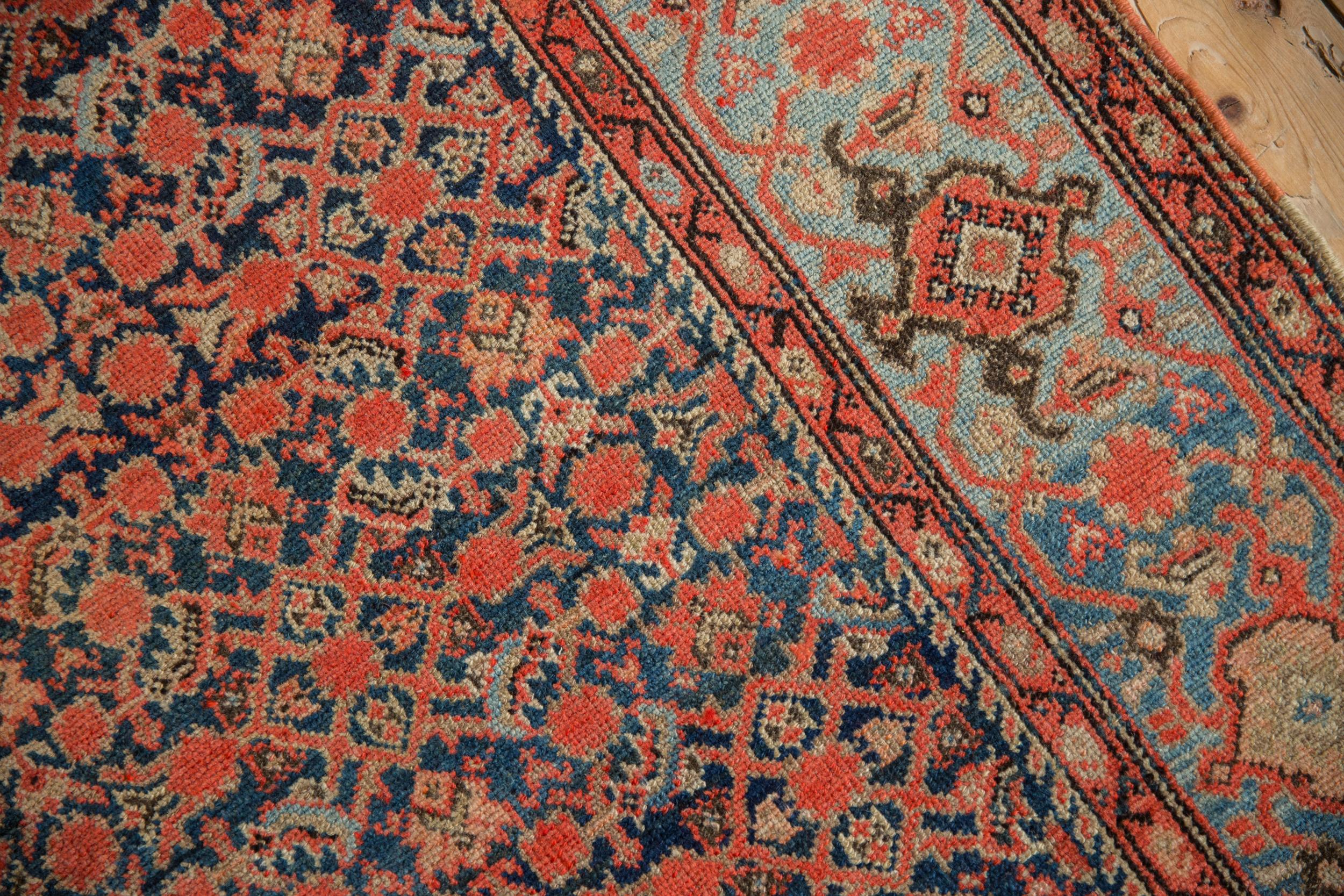 Vintage Malayer Carpet in vendita 1