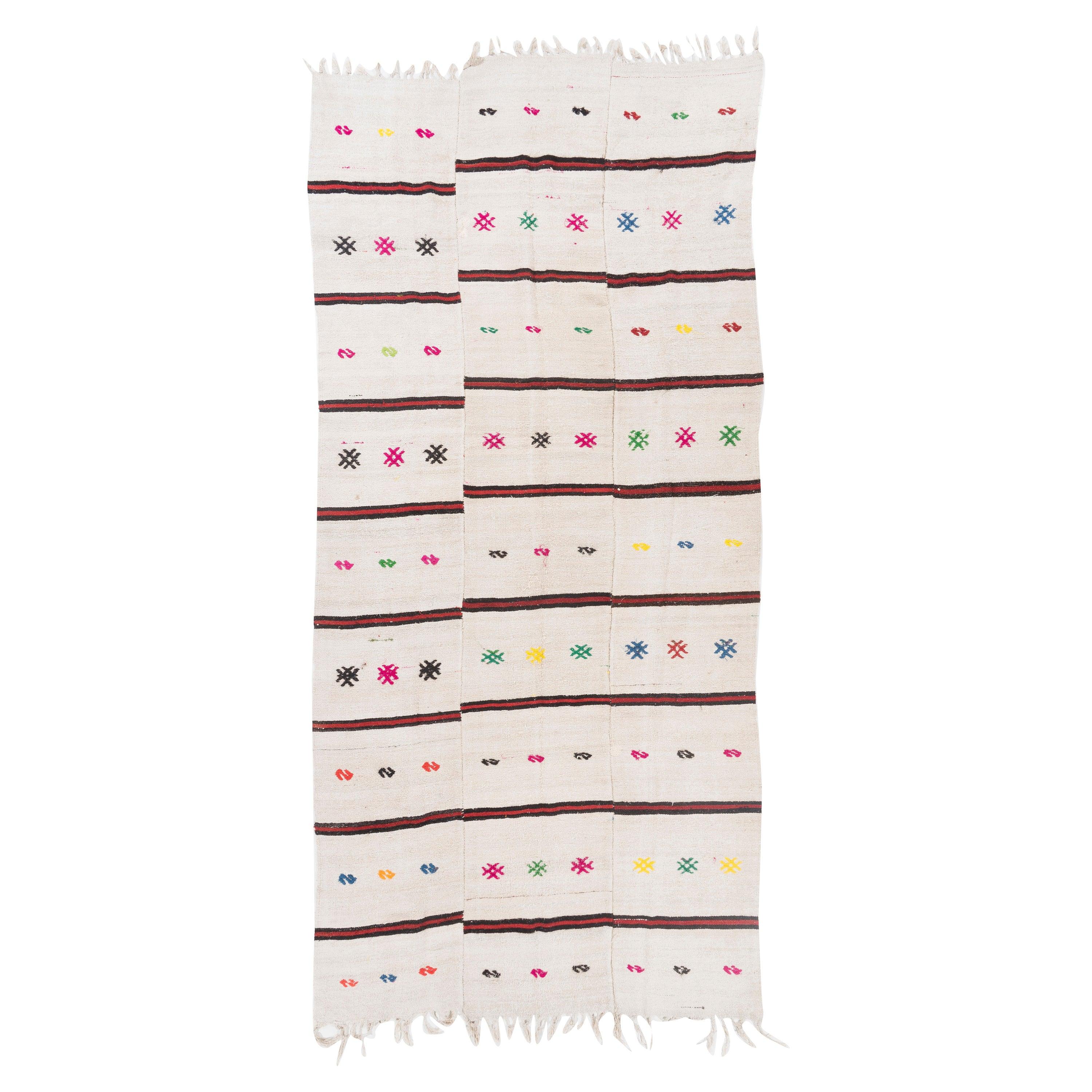 Alfombra Kilim de Lana y Algodón con Bordado Rosa, Verde, Naranja y Azul, Hecha a Mano, de 2,5 x 3,5 m en venta