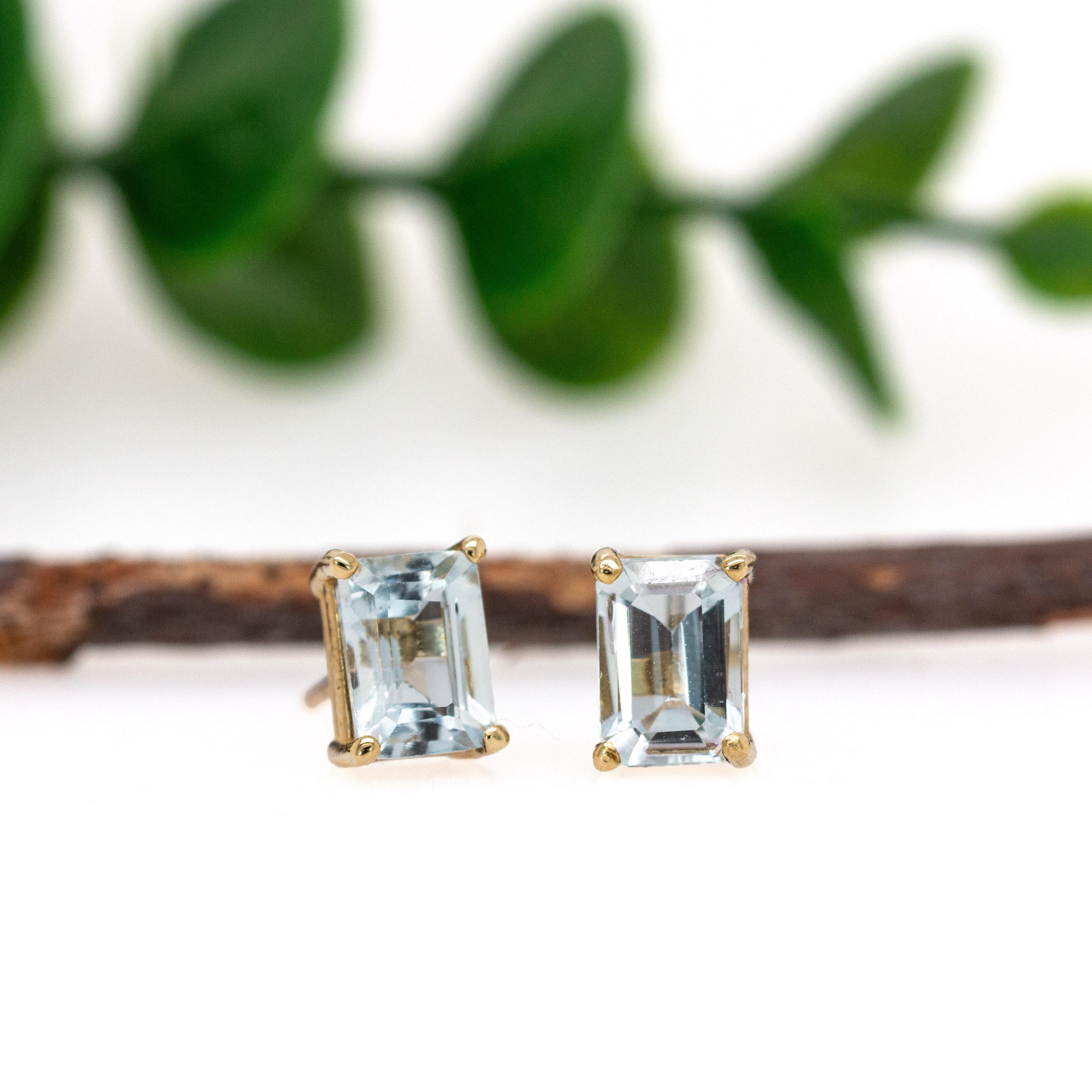 7x5mm - Solitär Aquamarin Ohrstecker aus 14K massivem Gold im Zustand „Neu“ im Angebot in Columbus, OH