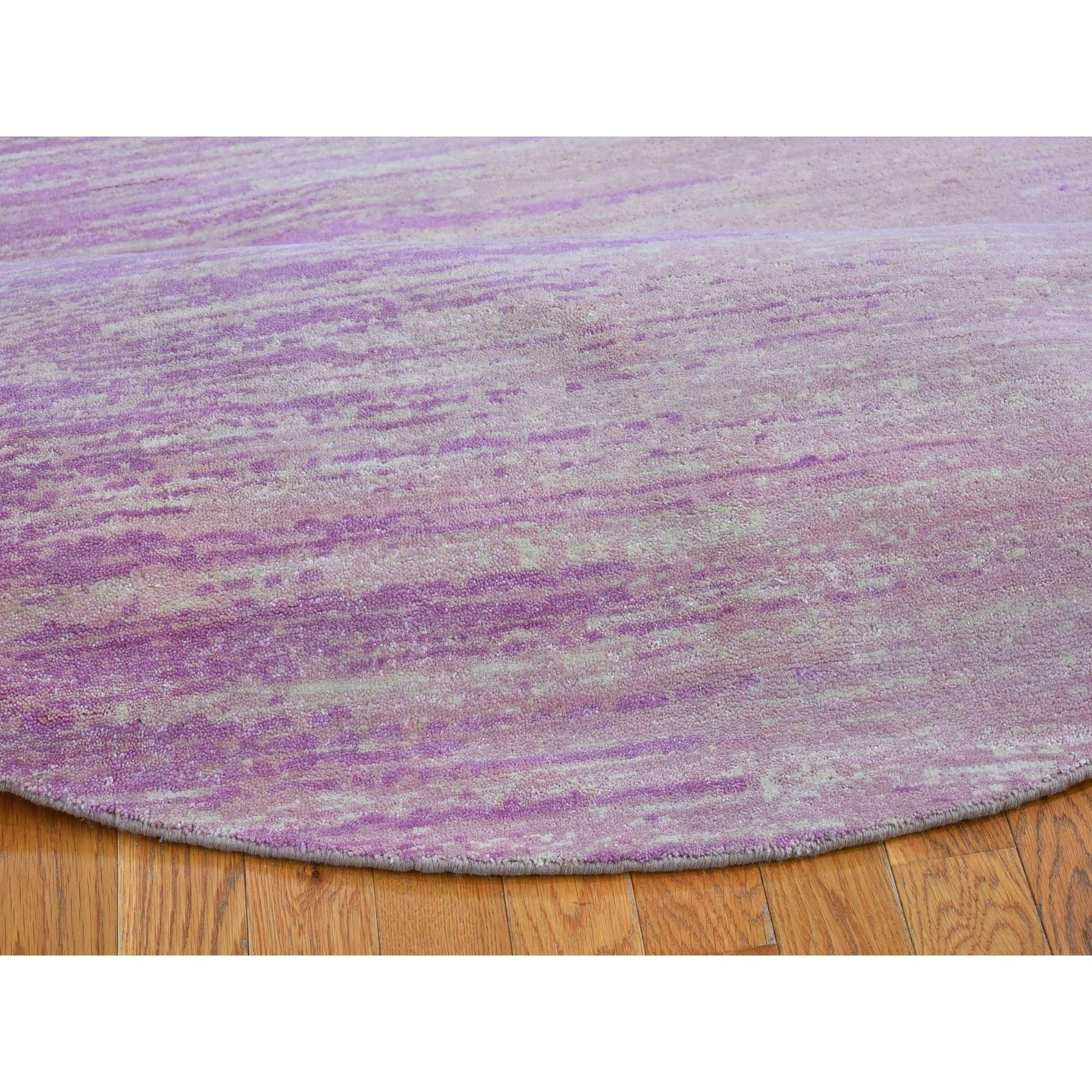 7'x7' Pink Thick and Plush Pure Wool Ombre Design Hand Knotted Round Rug In New Condition For Sale In Carlstadt, NJ