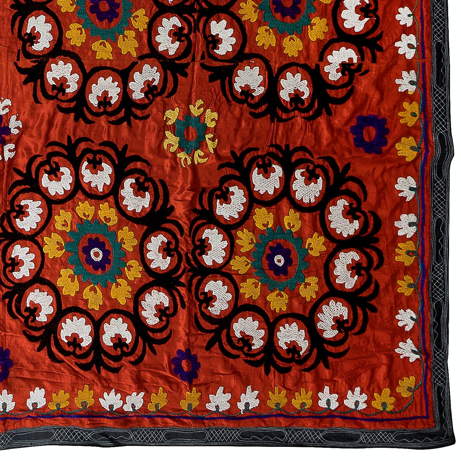 Embroidered 7x8.3 Ft Silk Embroidery Bed Cover. Vintage Wall Hanging. 1980s Red Tablecloth For Sale