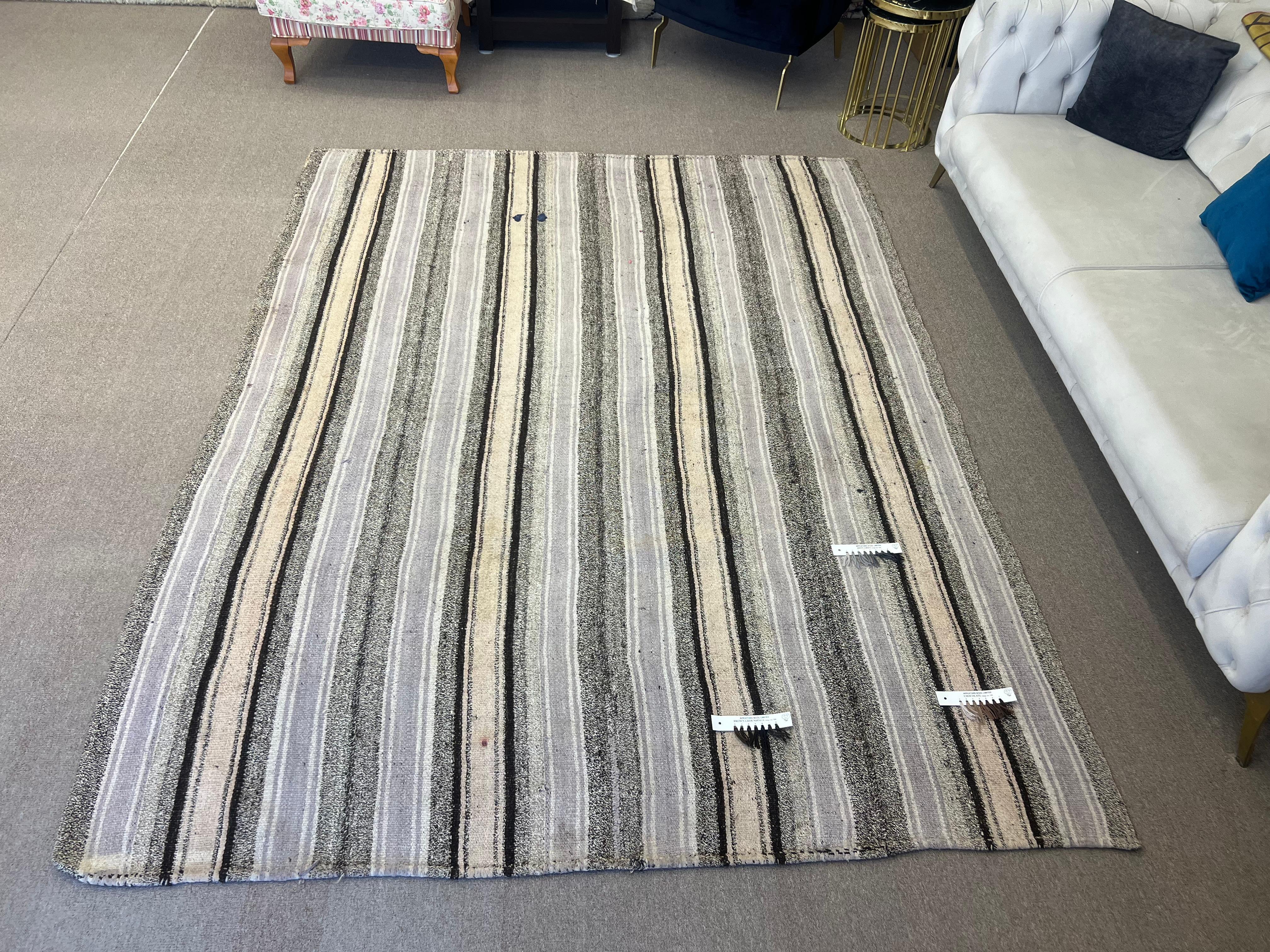 7x9 ft Vintage Hand-Woven Turkish Kilim, Striped Flat-Weave Rug For Sale 2
