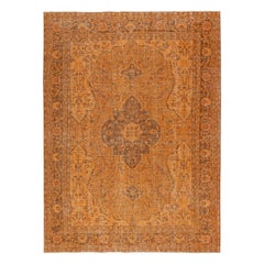 7x9.4 Ft Handgefertigter Türkischer Vorleger. Übergefärbter orangefarbener Vintage-Teppich für ein modernes Zuhause