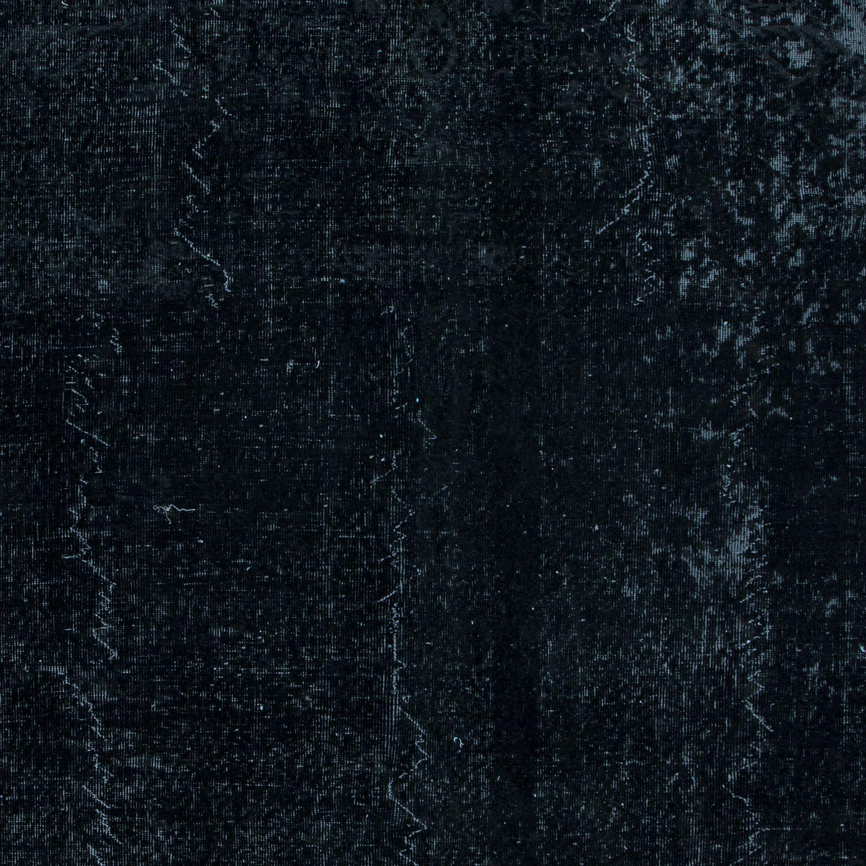 7x9,8 Ft Plain Schwarzer überzogener türkischer Over-Dyed-Teppich, handgefertigter großer Vintage-Teppich, groß (Handgewebt) im Angebot