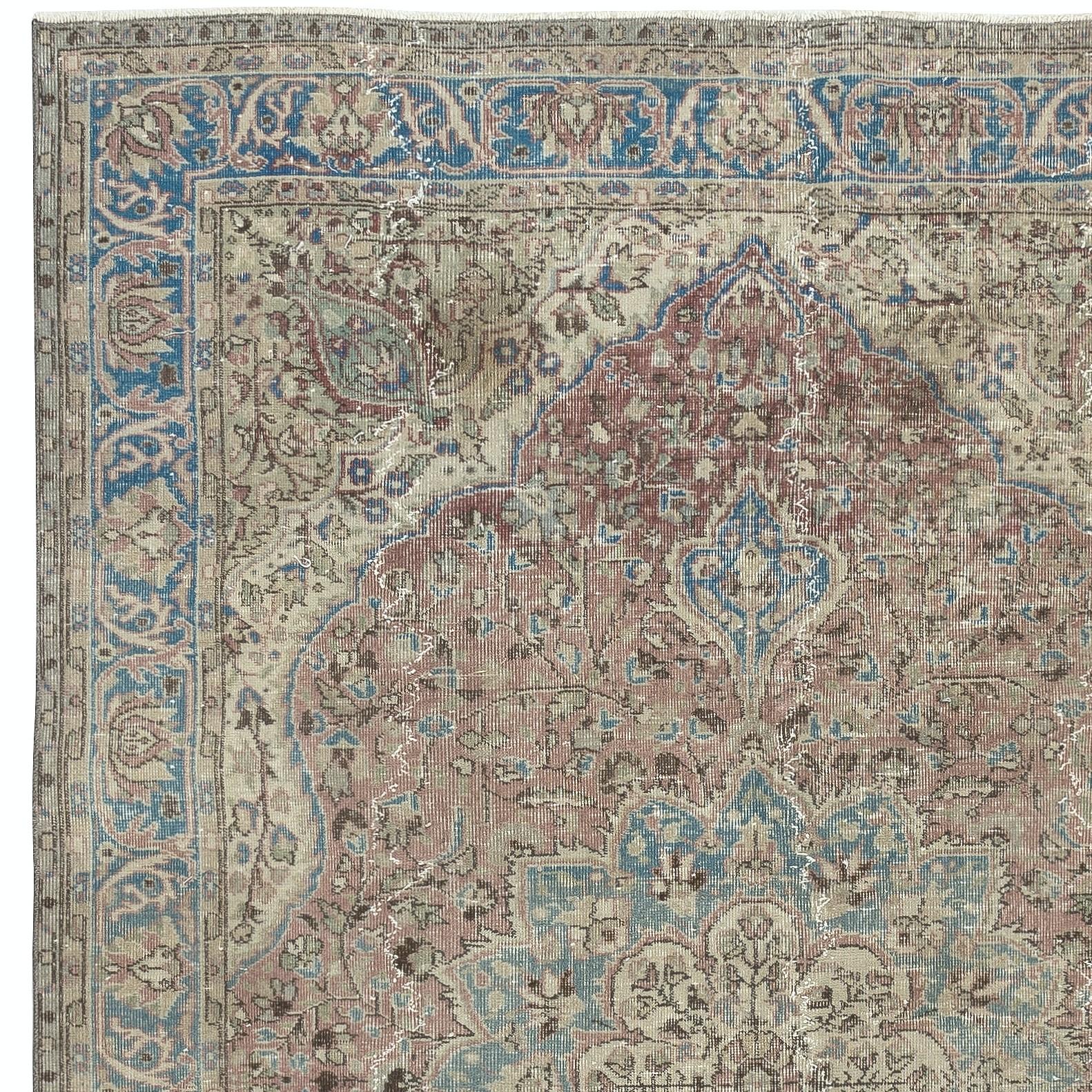 Turkish 7x9.8 Ft Vintage Handmade Wool Area Rug. One of a kind Medallion Design Carpet For Sale