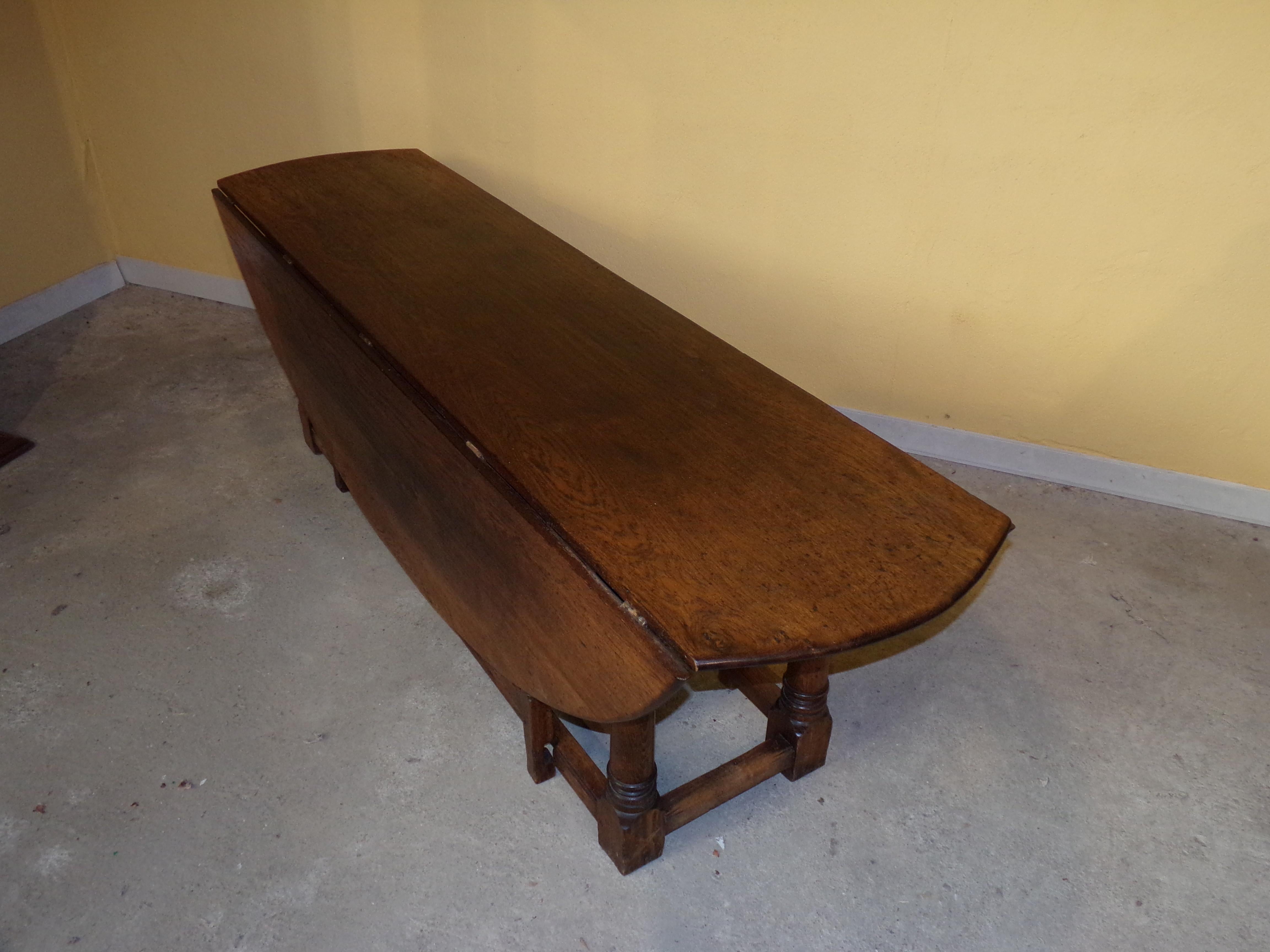 oval dining table for 8-10