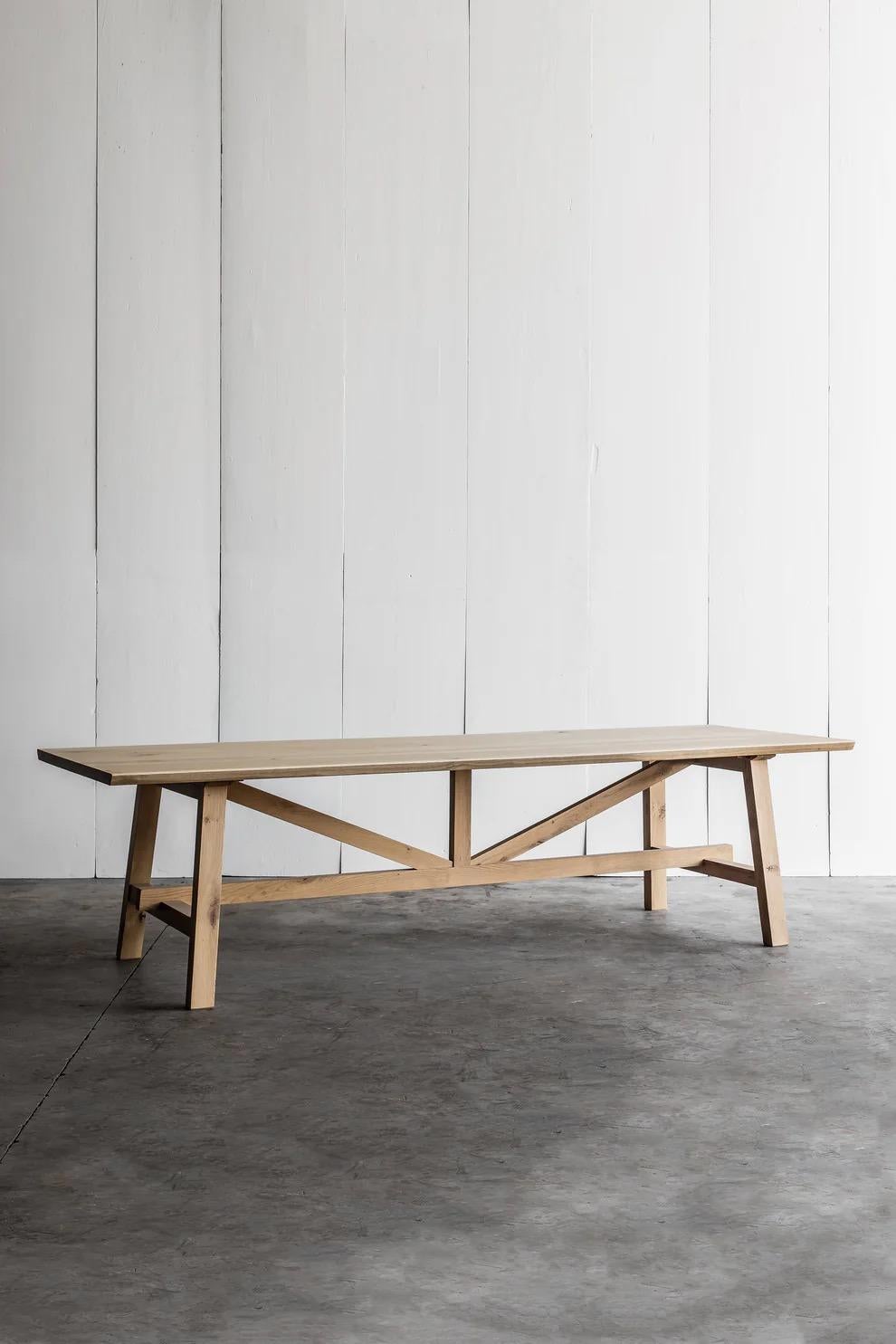 Table de salle à manger classique belge en chêne massif 8'-2
