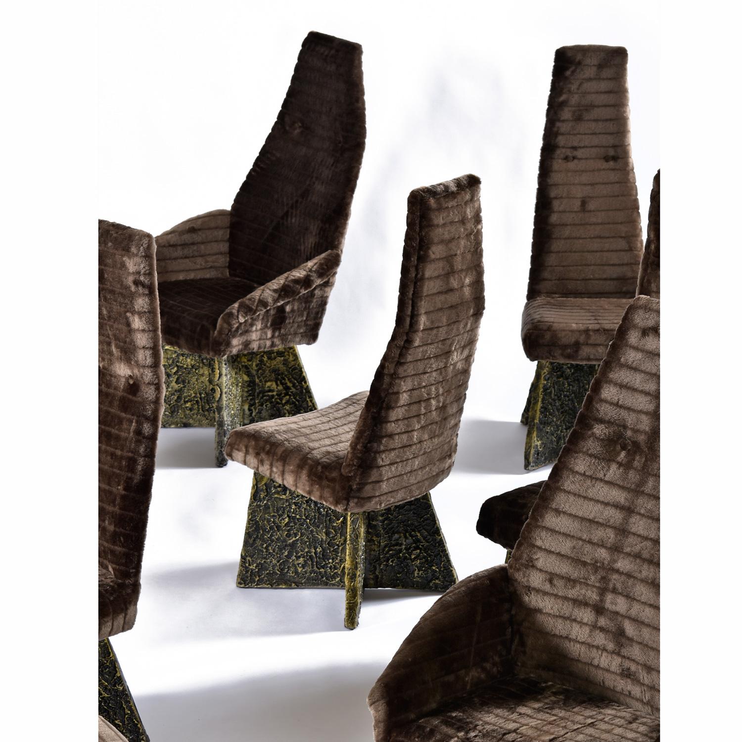 (8) Adrian Pearsall Kodiak Kunstfell Brutalist Stil Esszimmer Stühle (Brutalismus) im Angebot