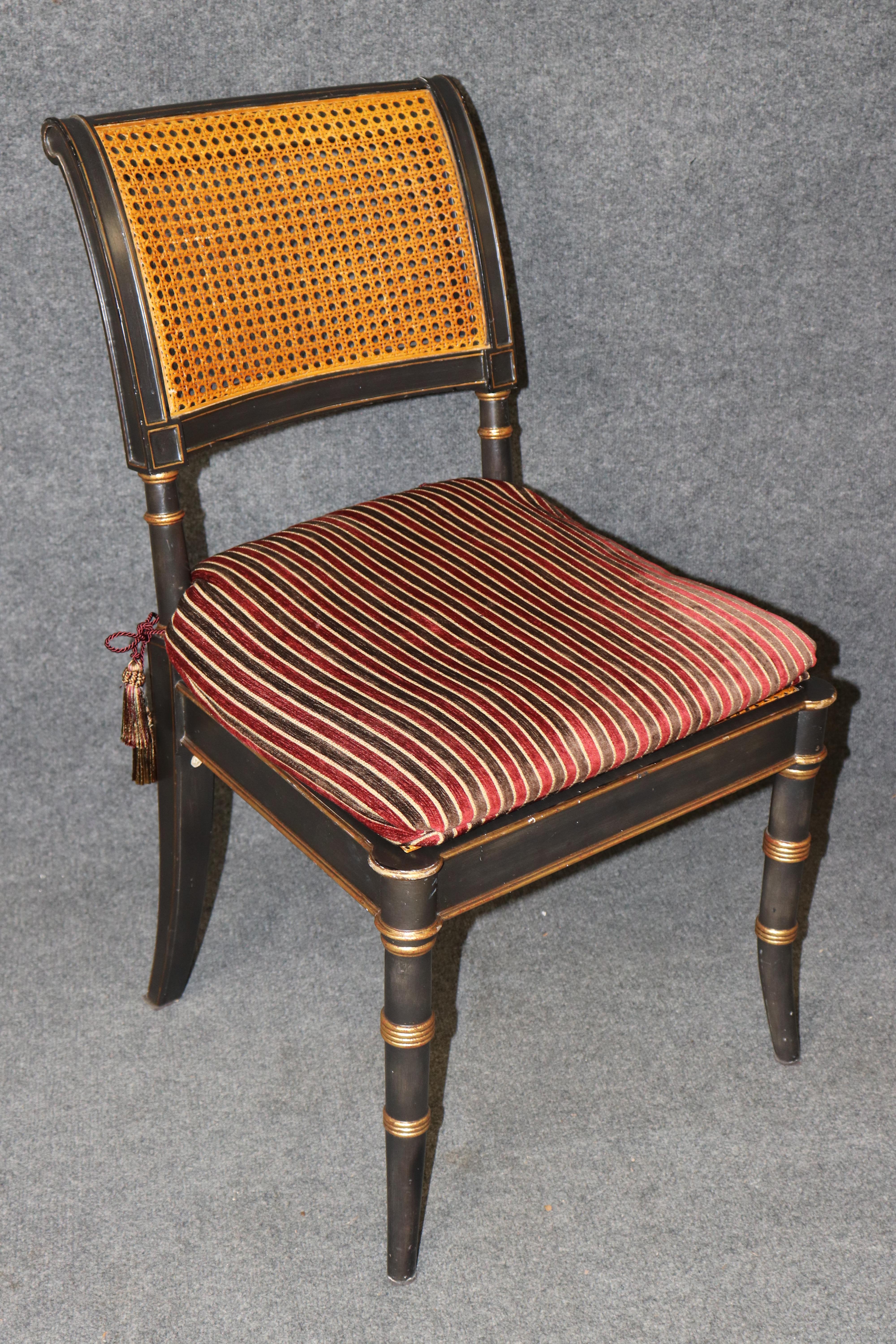 8 Alfonso Marina Ebonisiert und vergoldet Regency Style Esszimmerstühle im Angebot 1