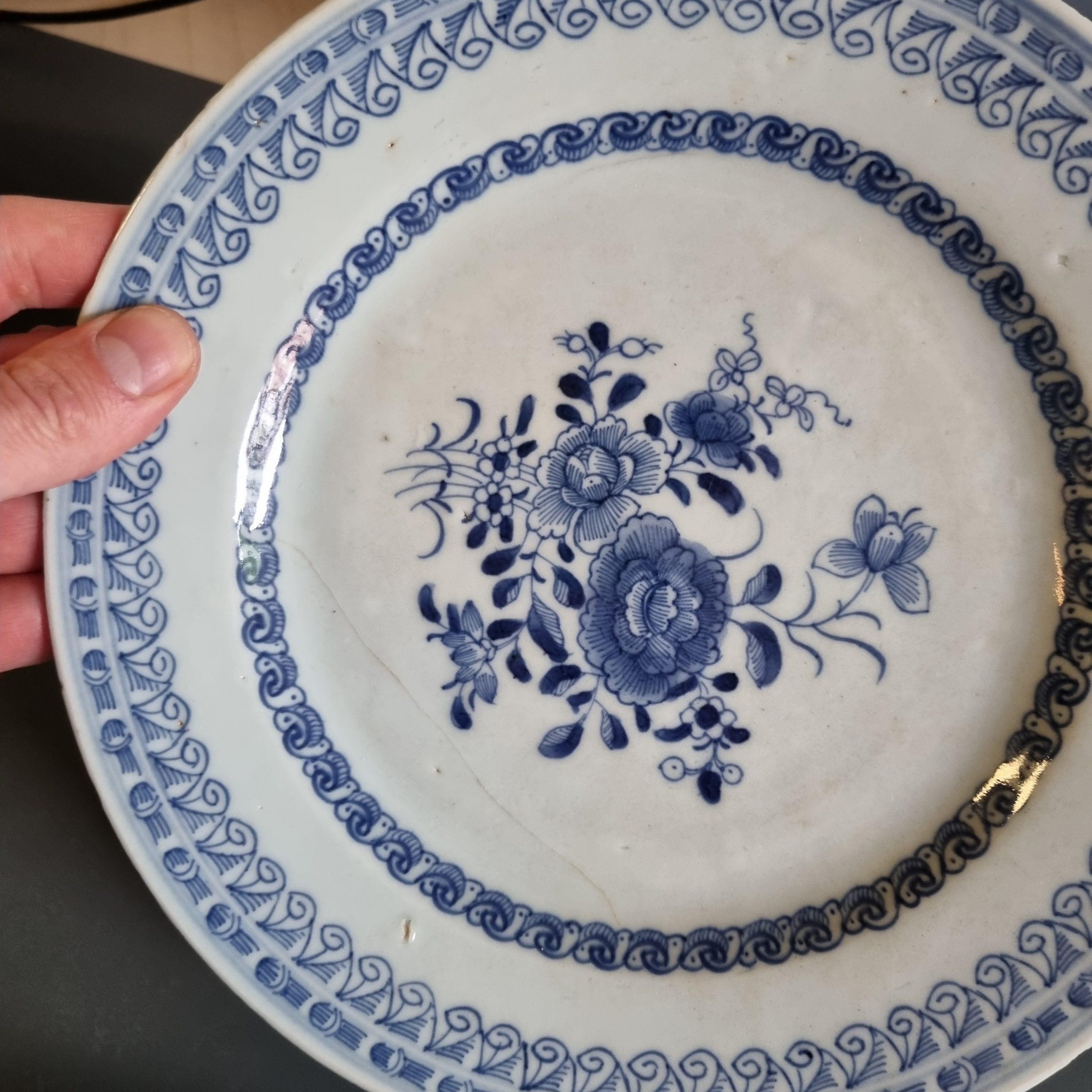 #8 Antique Chinese Porcelain 18th C Kangxi/Yongzheng Period Blue White Set Di For Sale 9
