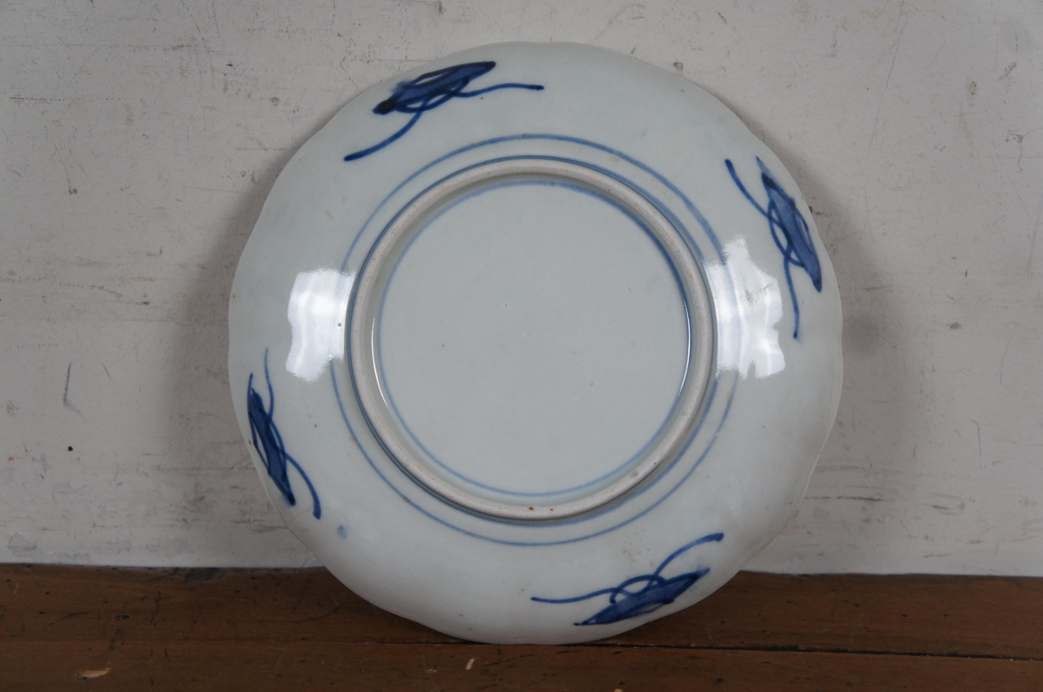 8 assiettes à salade japonaises anciennes en porcelaine festonnée Imari Meiji de 9 pouces en vente 2