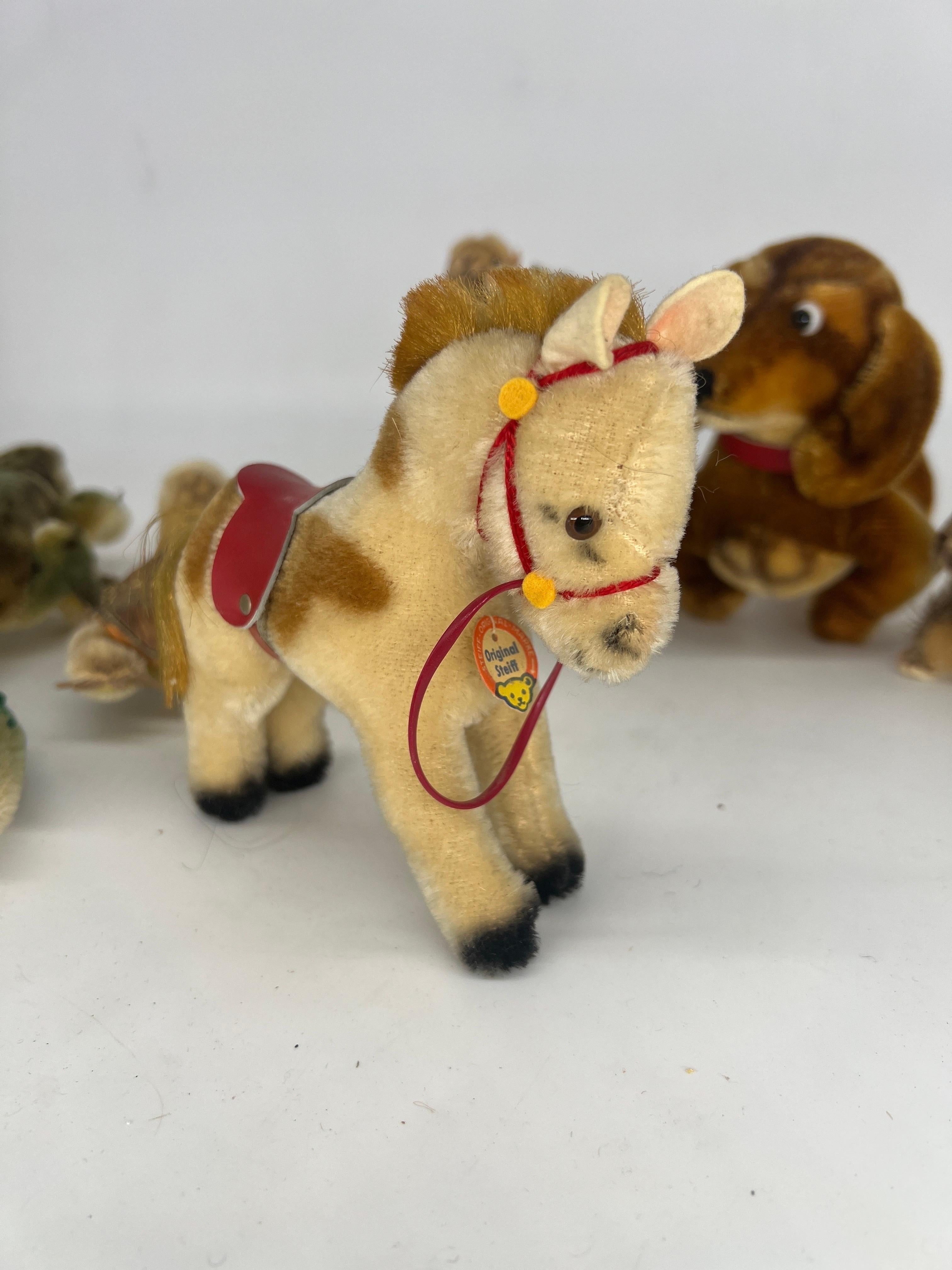 8 Antike & Vintage Steiff Miniatur Teddybär Stofftiere im Zustand „Gut“ in Atlanta, GA