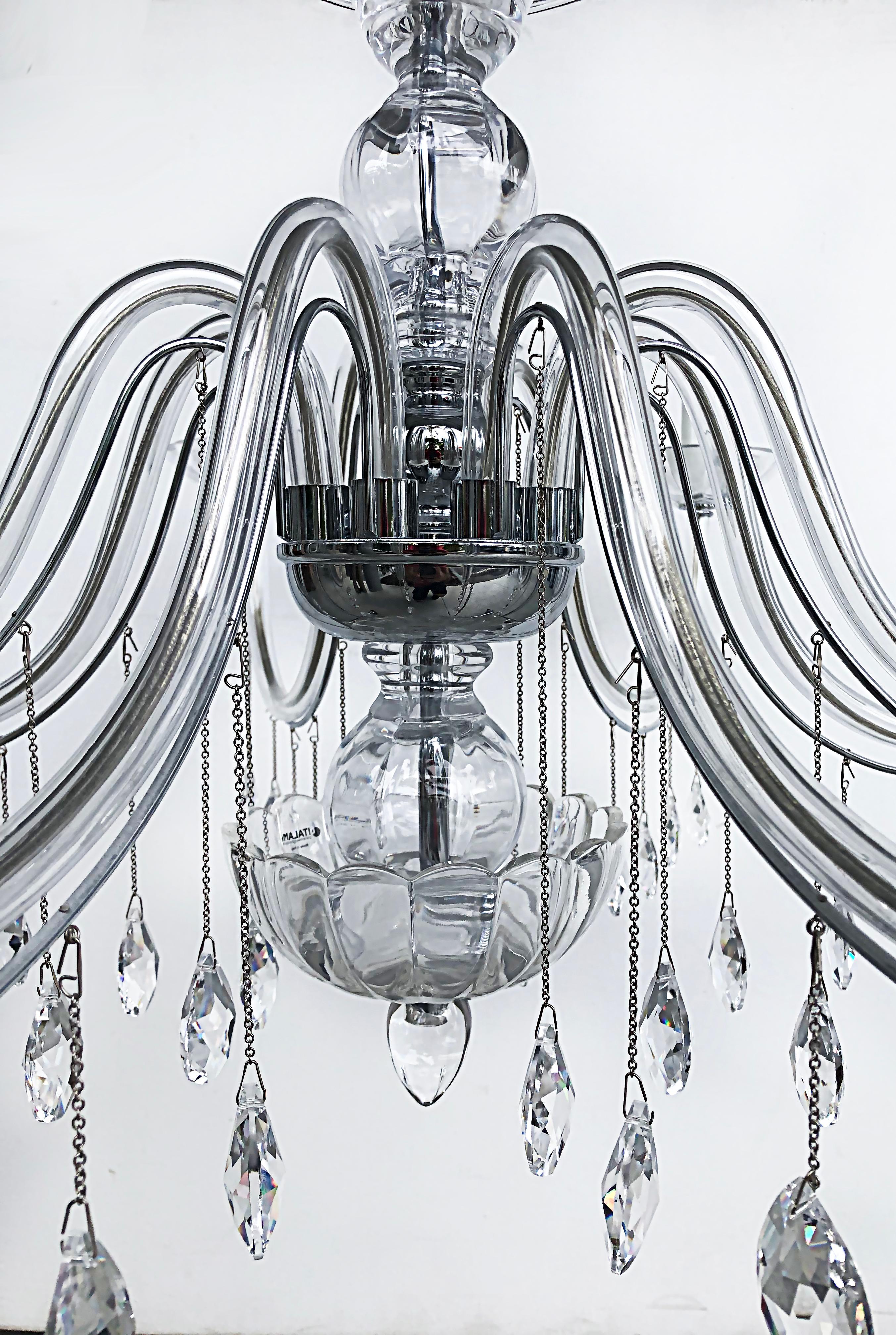 8-Arm Chandelier with Crystal Glass Drops, Chain and Canopy, Wired & Working In Good Condition For Sale In Miami, FL
