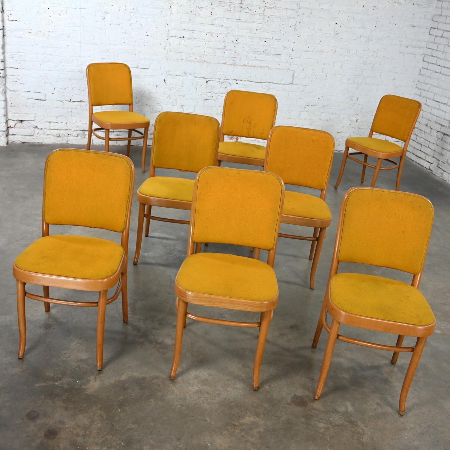 20ième siècle 8 chaises de salle à manger Bauhaus sans accoudoirs Hoffman Prague 811 style Thonet en vente