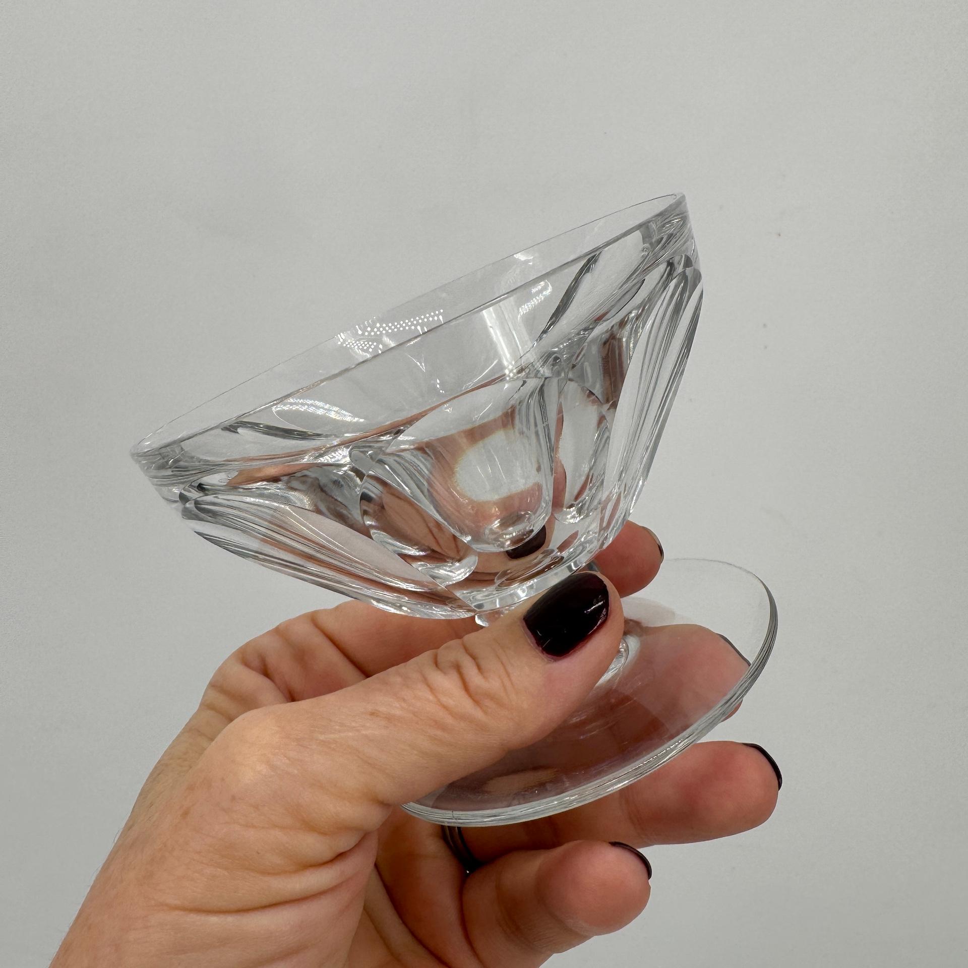 8 Baccarat Crystal Champagne or Cocktail Glasses, Talleyrand Model, Art Deco Era For Sale 5