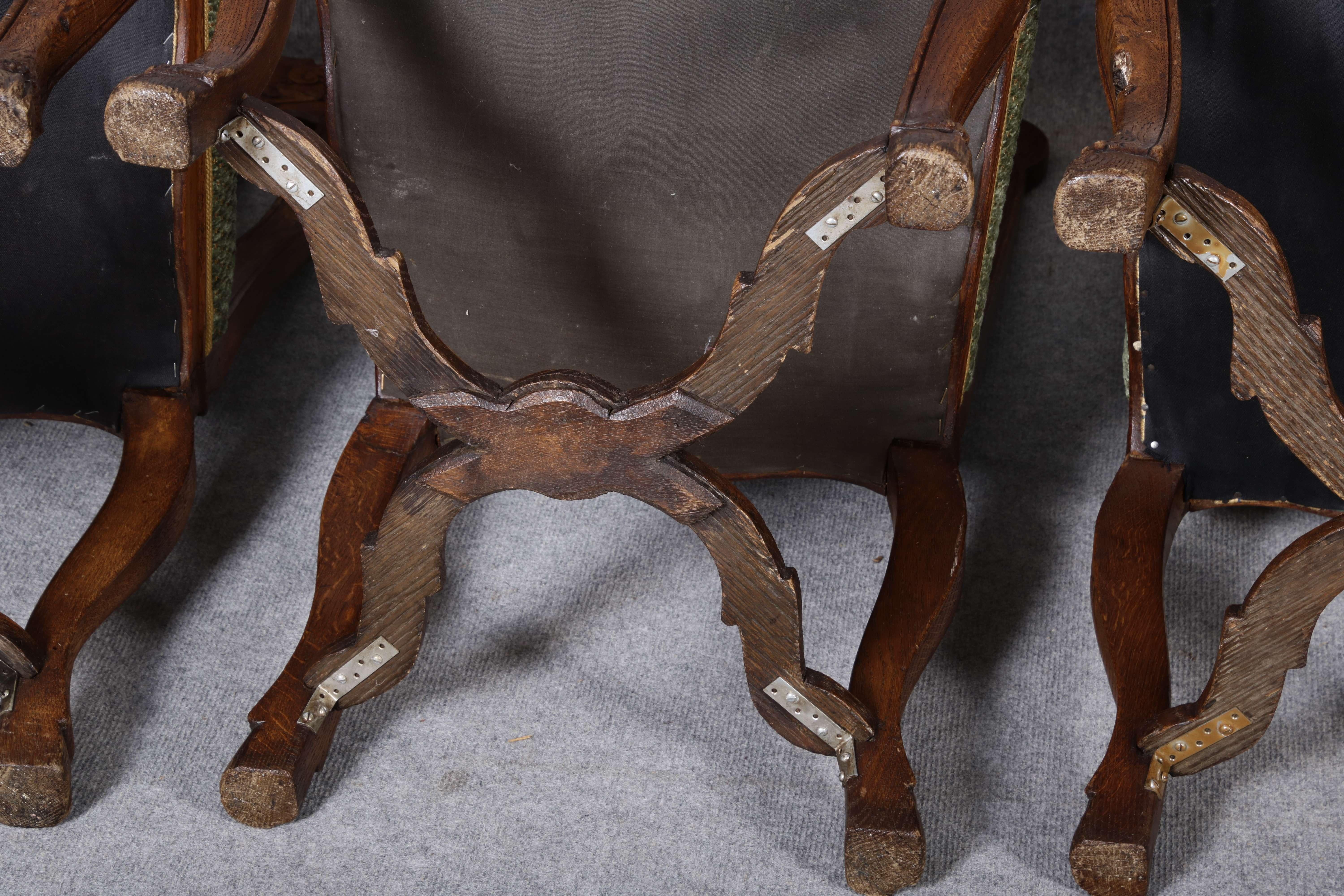 8 Baroque Chairs Liège 18th Century Oak 13