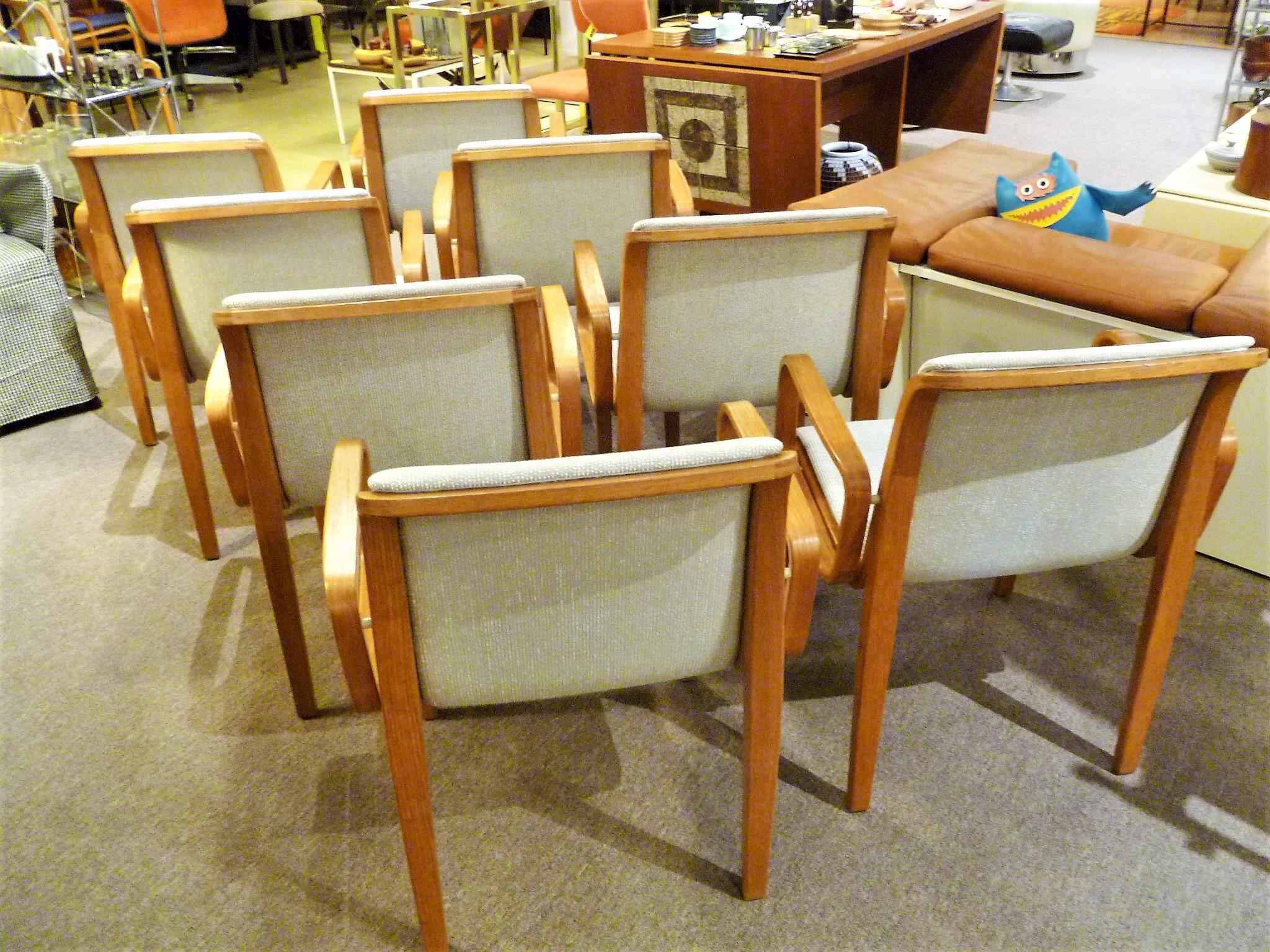 8 Bill Stephens Midcentury 1300 Series Armed Dining Chairs for Knoll 9