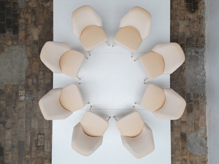 8 Brass Leg Chairs by Pagani, Partner of Gio Ponti and Lina Bo Bardi ...