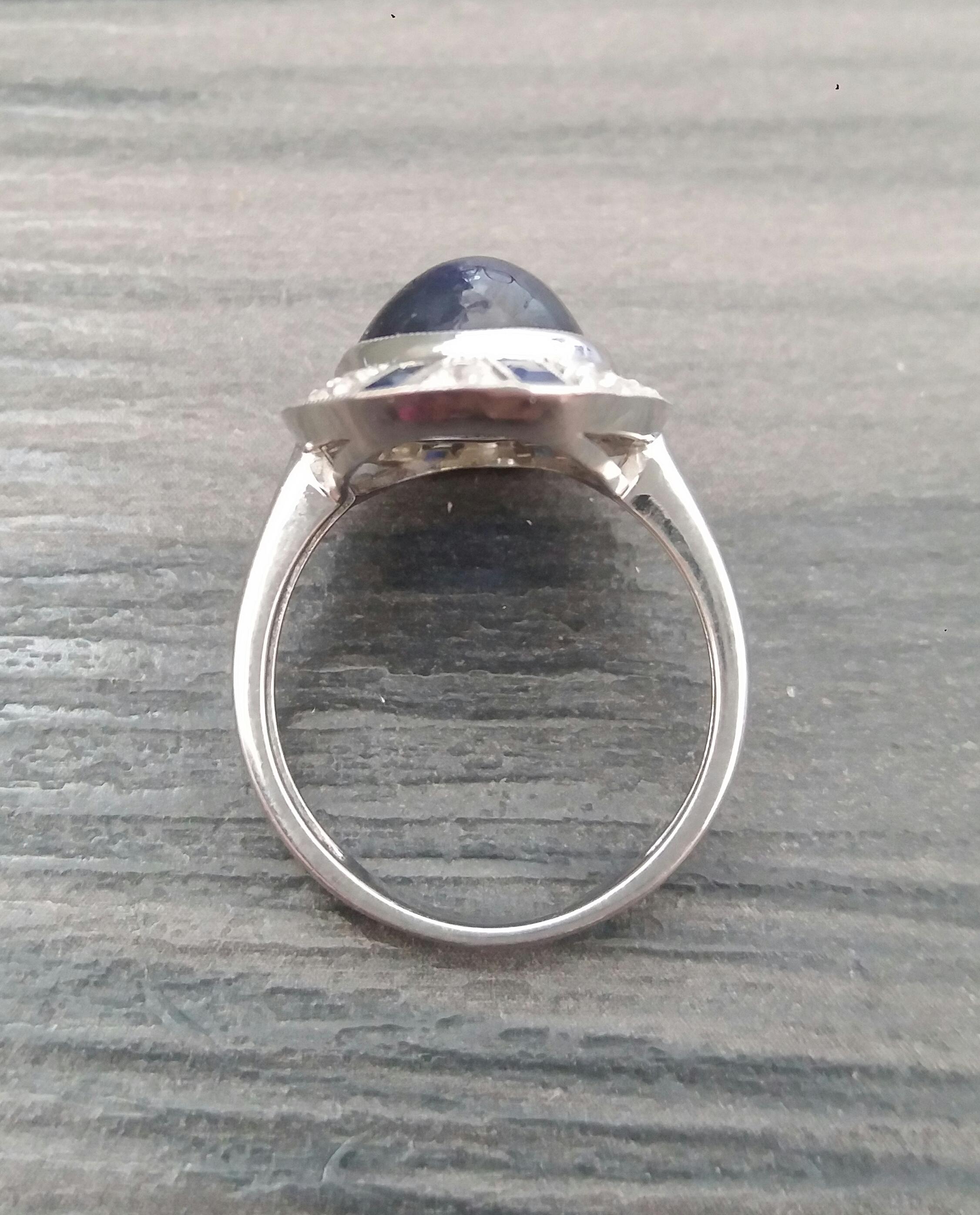 Mixed Cut 8 Carat Blue Sapphire Cab Carre'Blue Sapphires Diamonds White Gold Cocktail Ring For Sale