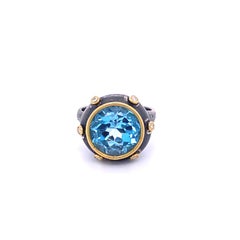 8 Karat Hellblauer Topas, 24K, hoher Kronen-Cocktailring mit Akzent-Diamanten