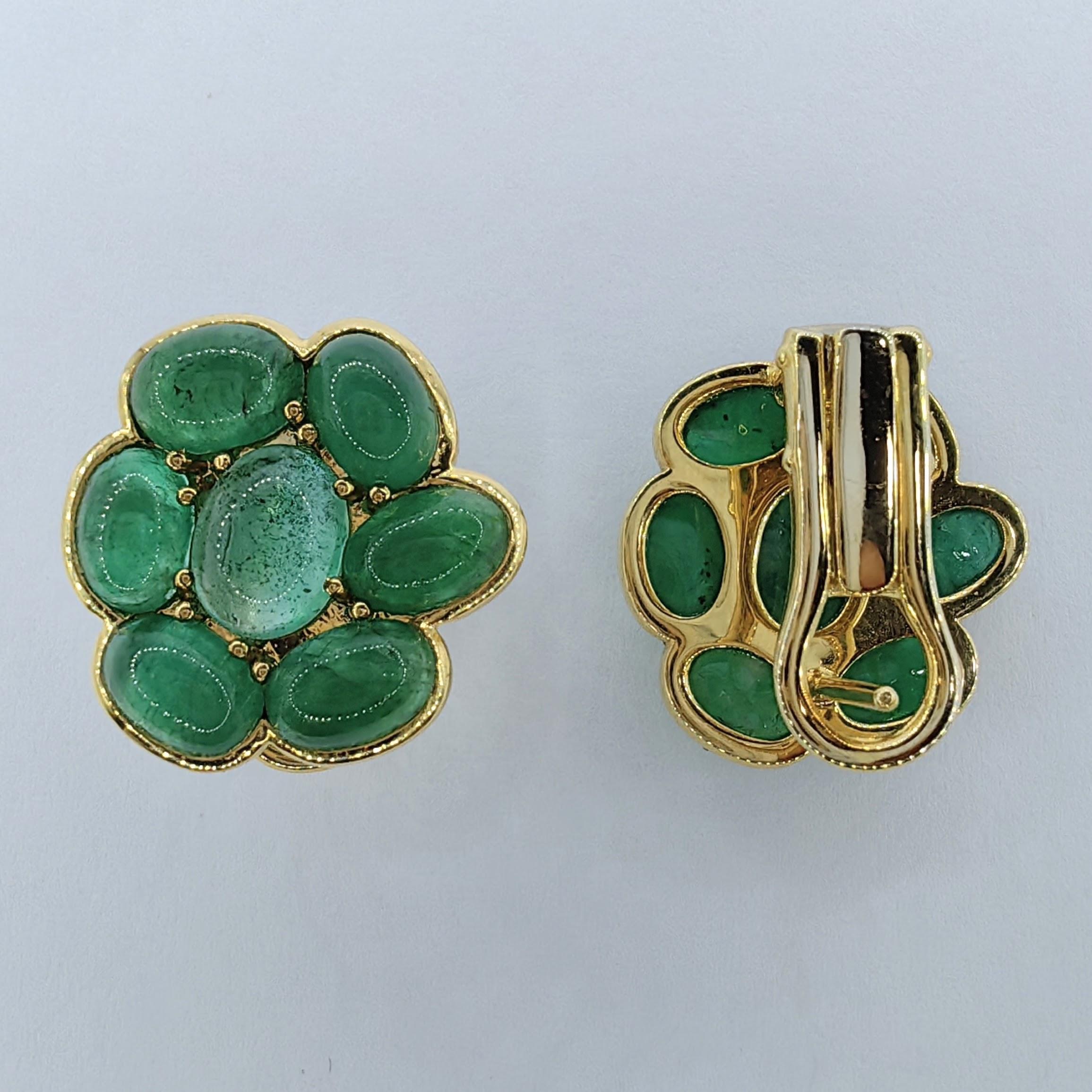 8 Carat Cabochon Emerald Cluster Flower Earrings in 18K Yellow Gold For Sale 1