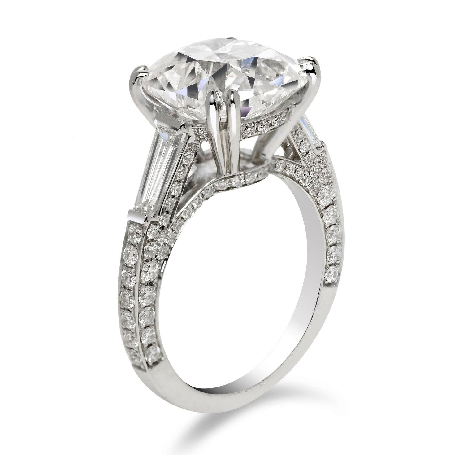 Taille coussin Bague de fiançailles avec diamant taille coussin de 8 carats certifié GIA E VVS1 en vente