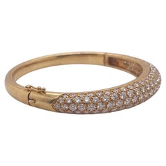 8 Carat Diamond Pave Bangle Bracelet in 18k Yellow Gold