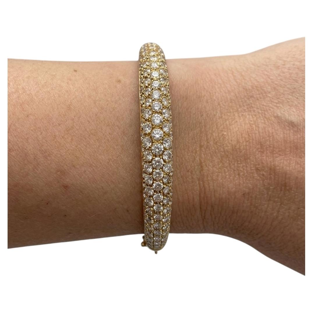 8 Carat Diamond Pave Bangle Bracelet in 18k Yellow Gold For Sale