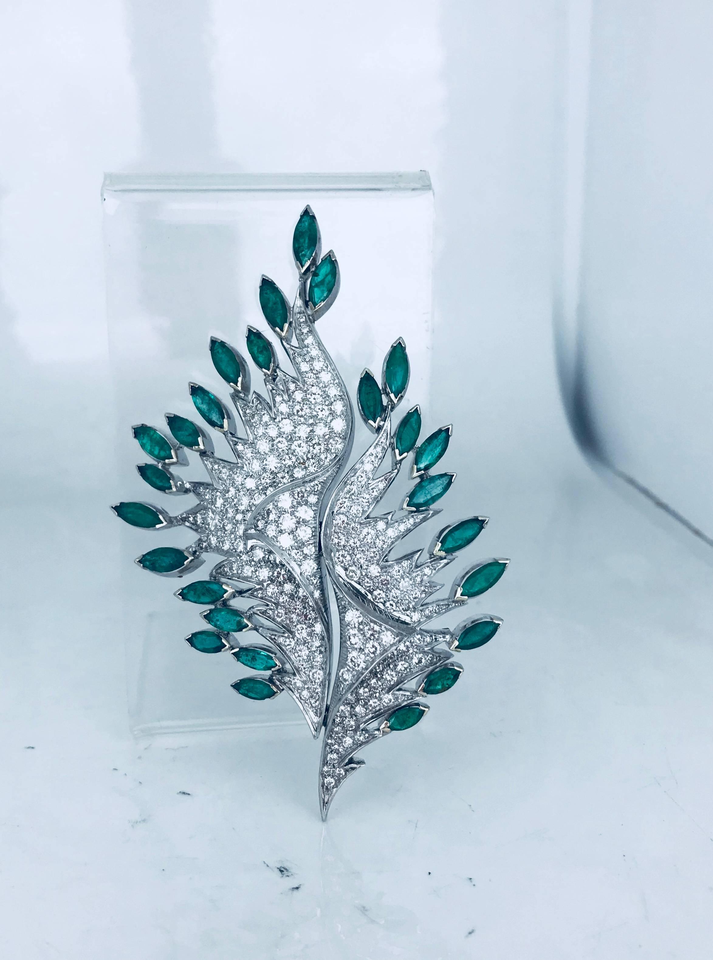 8 Carat Diamond Platinum Feather Pin with 8.80 Carat Emeralds In Excellent Condition In Aliso Viejo, CA