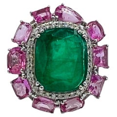 Bague en or blanc 18 carats avec émeraude en forme de coussin, saphir rose et diamant blanc de 8 carats