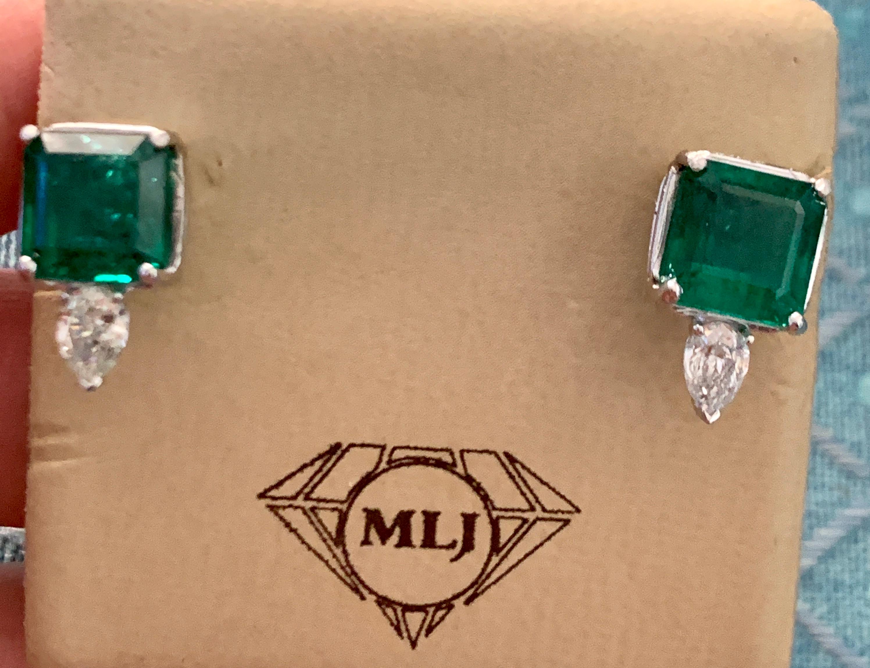 8 Carat Emerald Cut Emerald Diamond Stud Earrings 18 Karat Gold For Sale 7