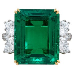 8 Carat Emerald-cut Statement 14K White Gold Radiant Elegance Heirloom