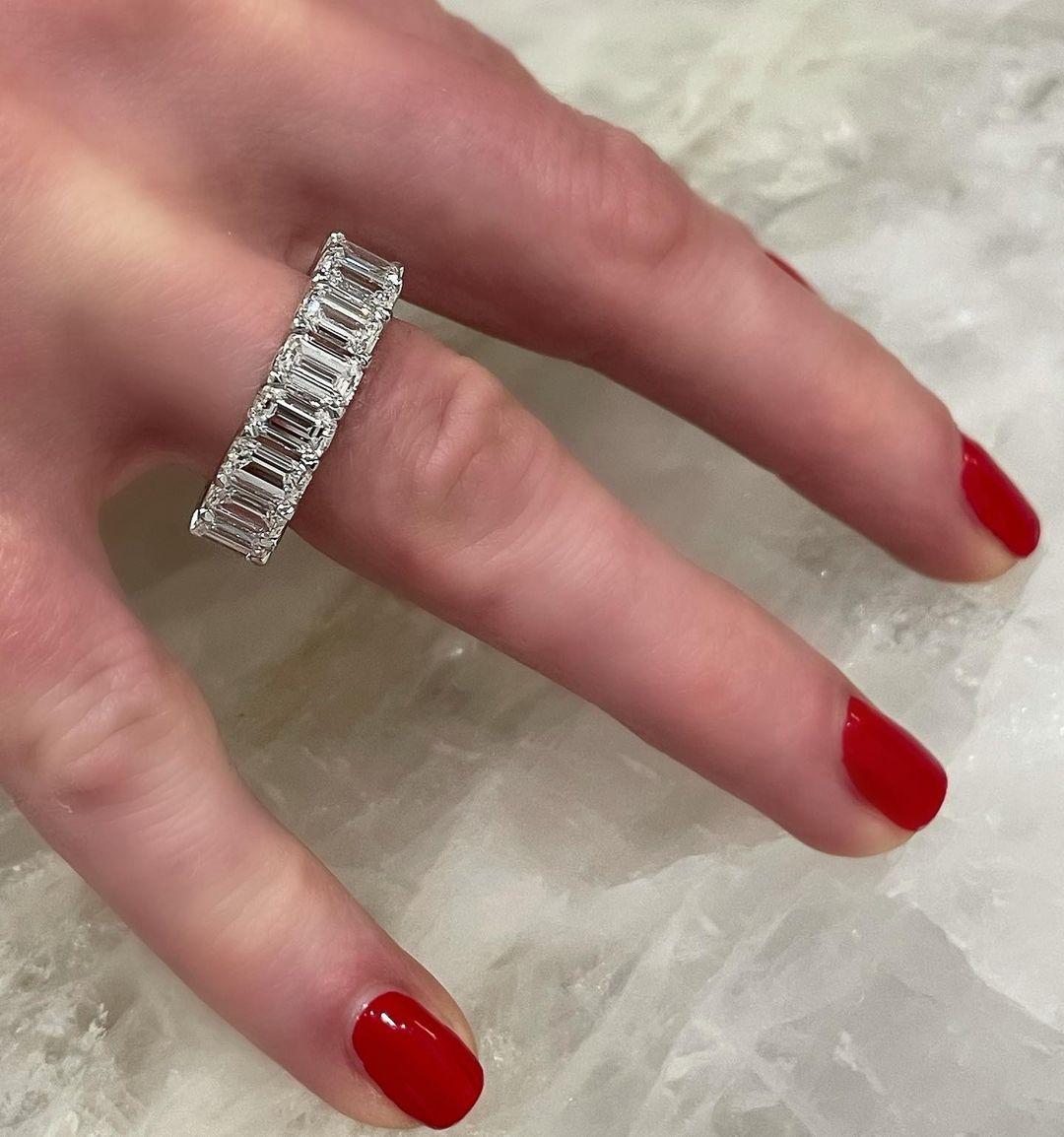 emerald cut infinity ring