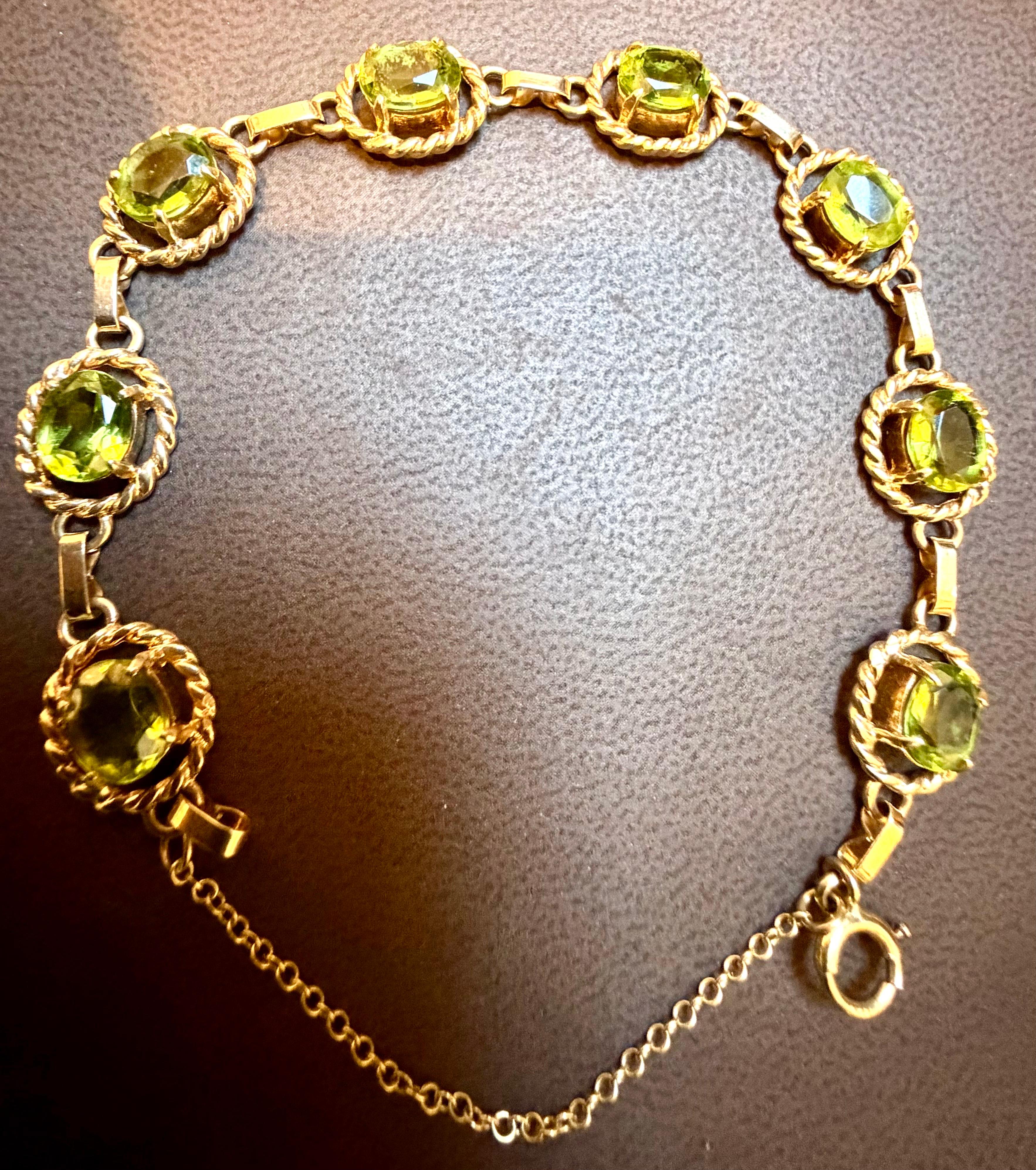 Pulsera de tenis de oro amarillo de 14 quilates con peridoto natural auténtico de 8 quilates 14,7 gramos en Excelente estado para la venta en New York, NY