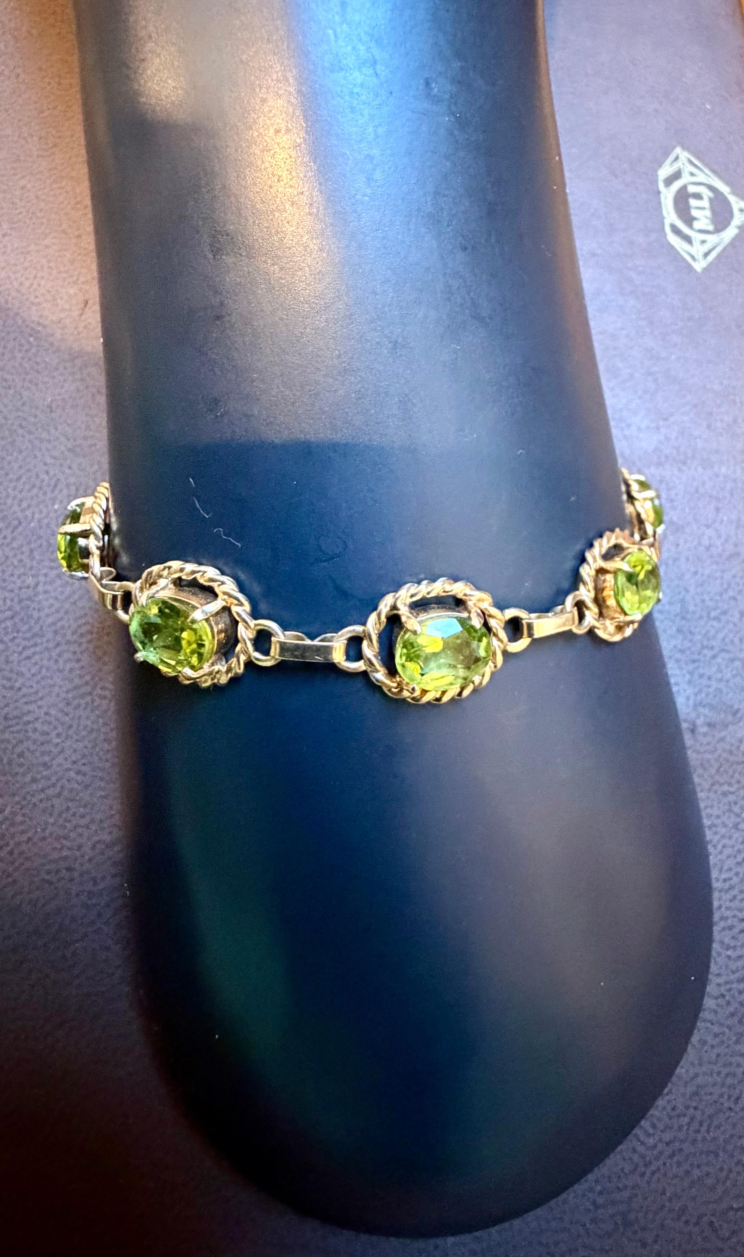 Pulsera de tenis de oro amarillo de 14 quilates con peridoto natural auténtico de 8 quilates 14,7 gramos en venta 4
